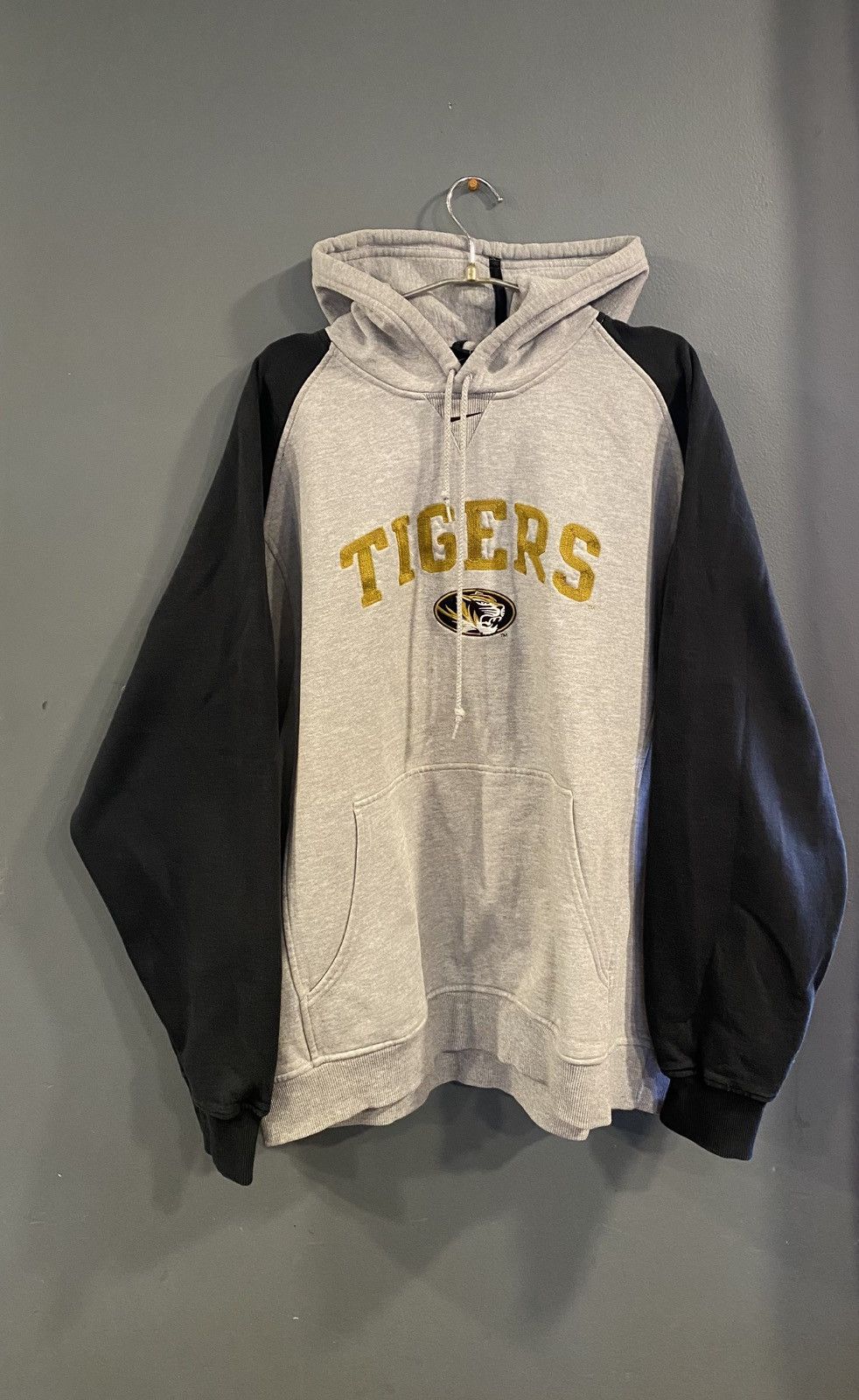 Nike Vintage Nike Center Swoosh University of Missouri Hoodie Size US L / EU 52-54 / 3 - 2 Thumbnail
