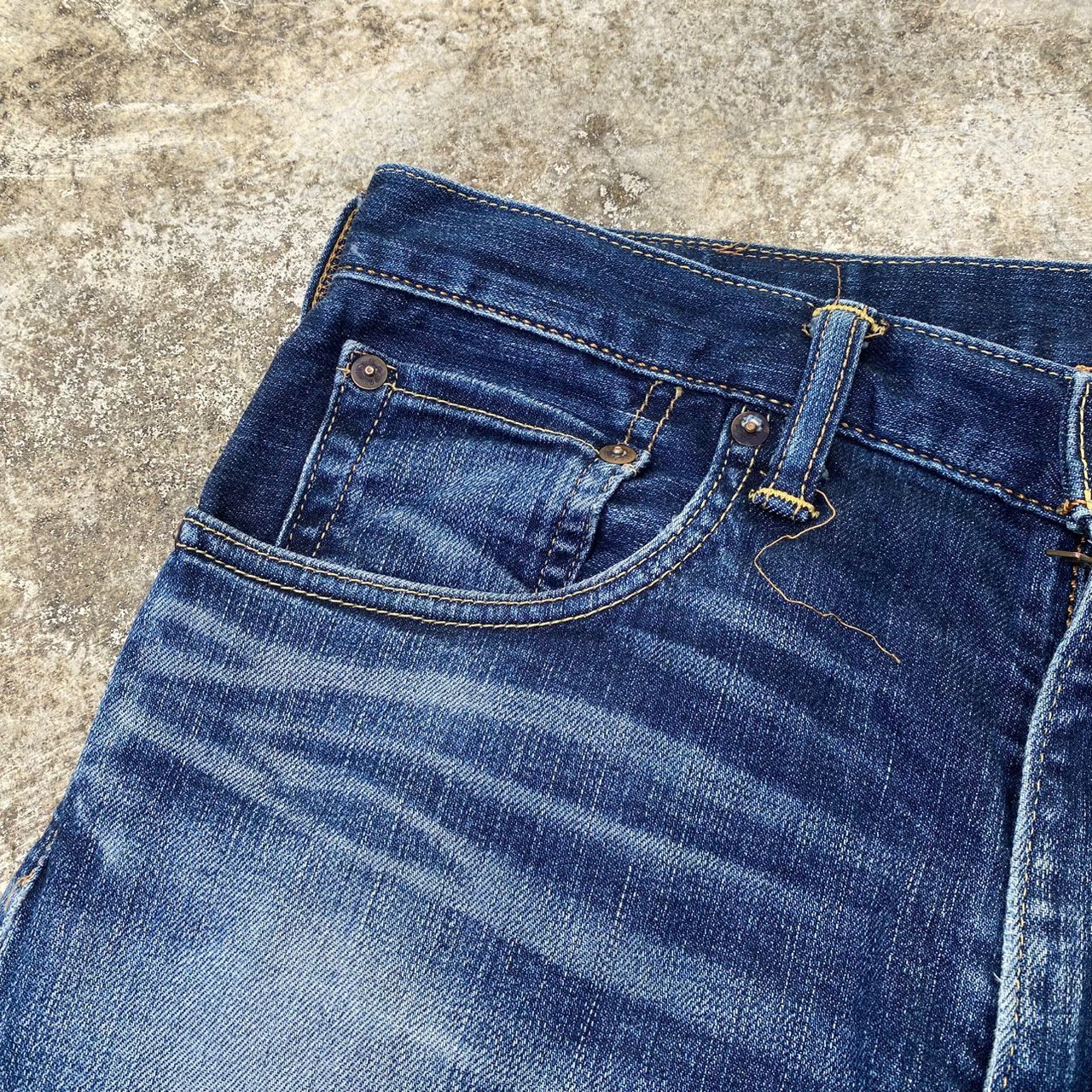 Levi's Vintage Levis 551 Distressed Denim Kurt Cobain Style Size US 32 / EU 48 - 13 Thumbnail