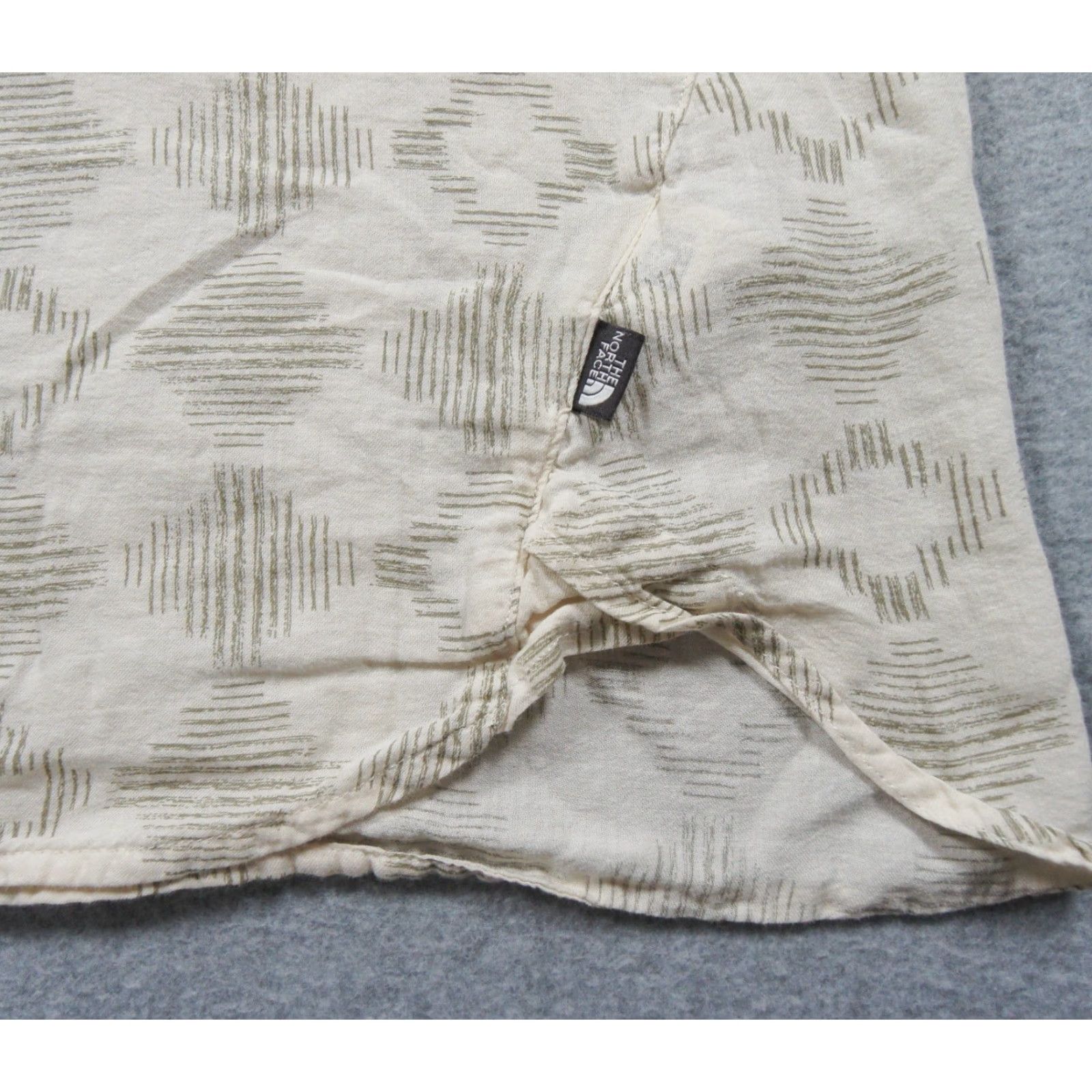 The North Face The North Face Shirt Womens Large Tank Top Sleeveless Lightweight Outdoors Size L / US 10 / IT 46 - 4 Thumbnail
