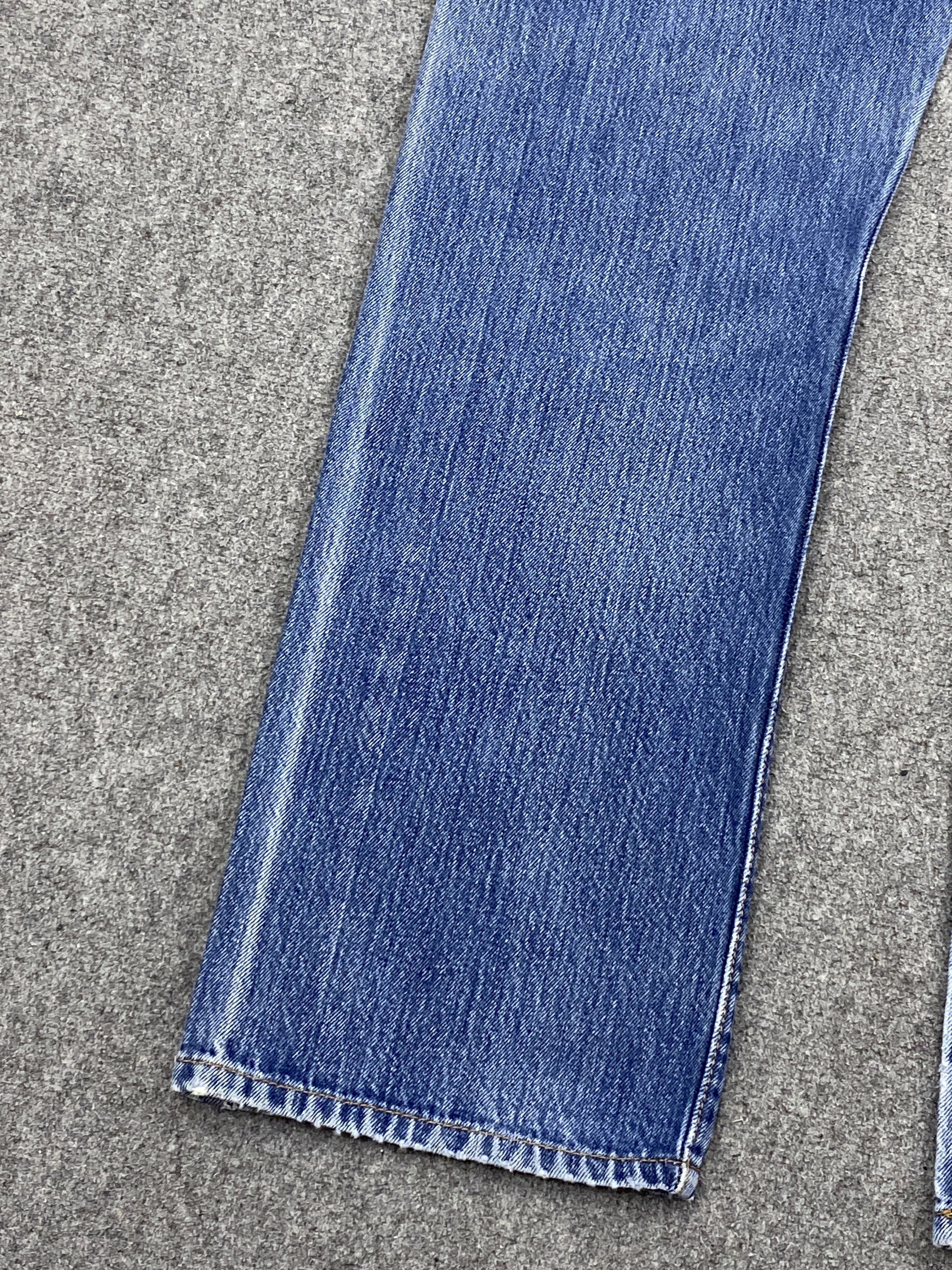 Levi's × Vintage Vintage Levis 501 Blue Denim Jeans DP2812 Size US 35 - 21 Thumbnail