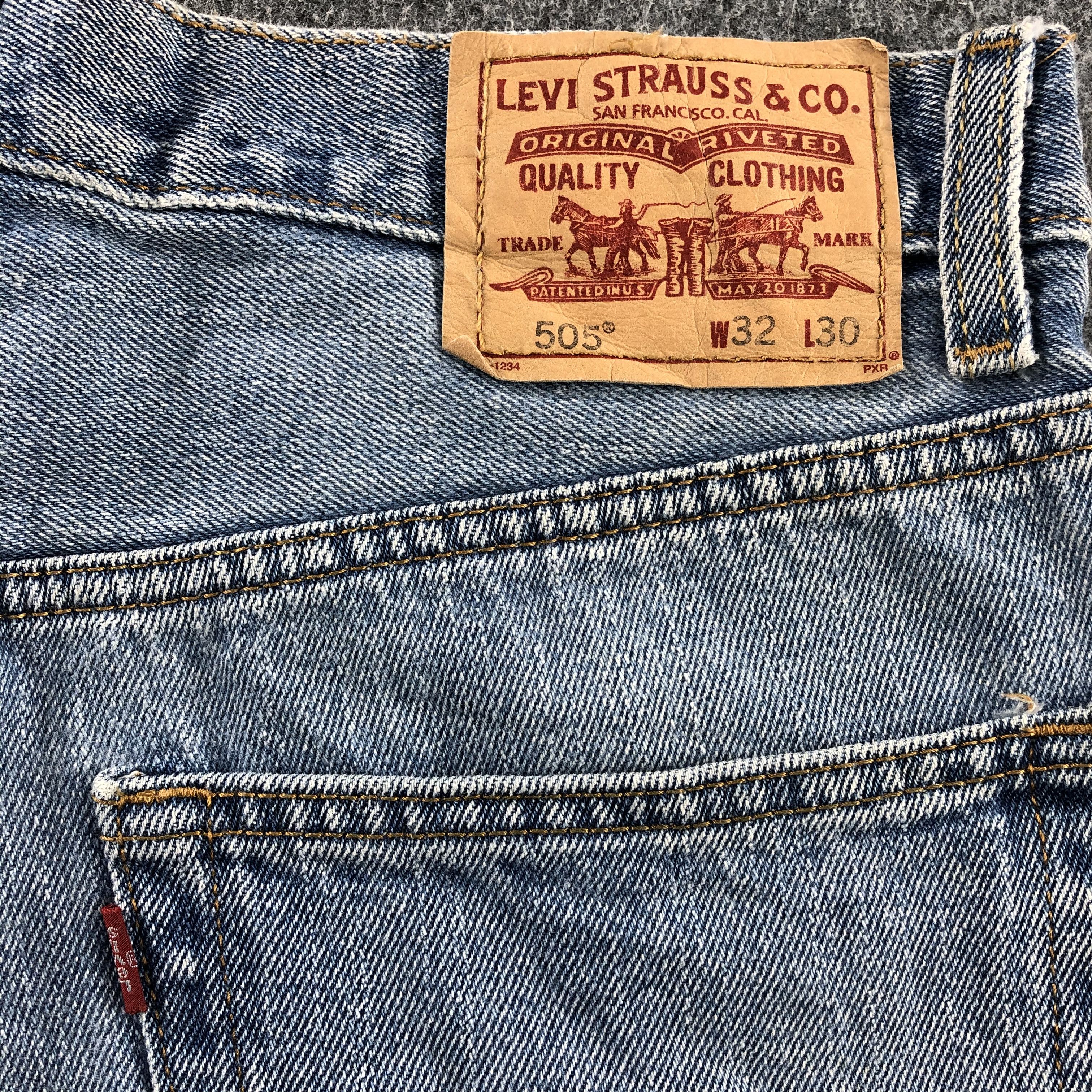 Levi's Vintage 90s Light Wash Levis 505 Jeans-J1229 Size US 33 - 5 Thumbnail