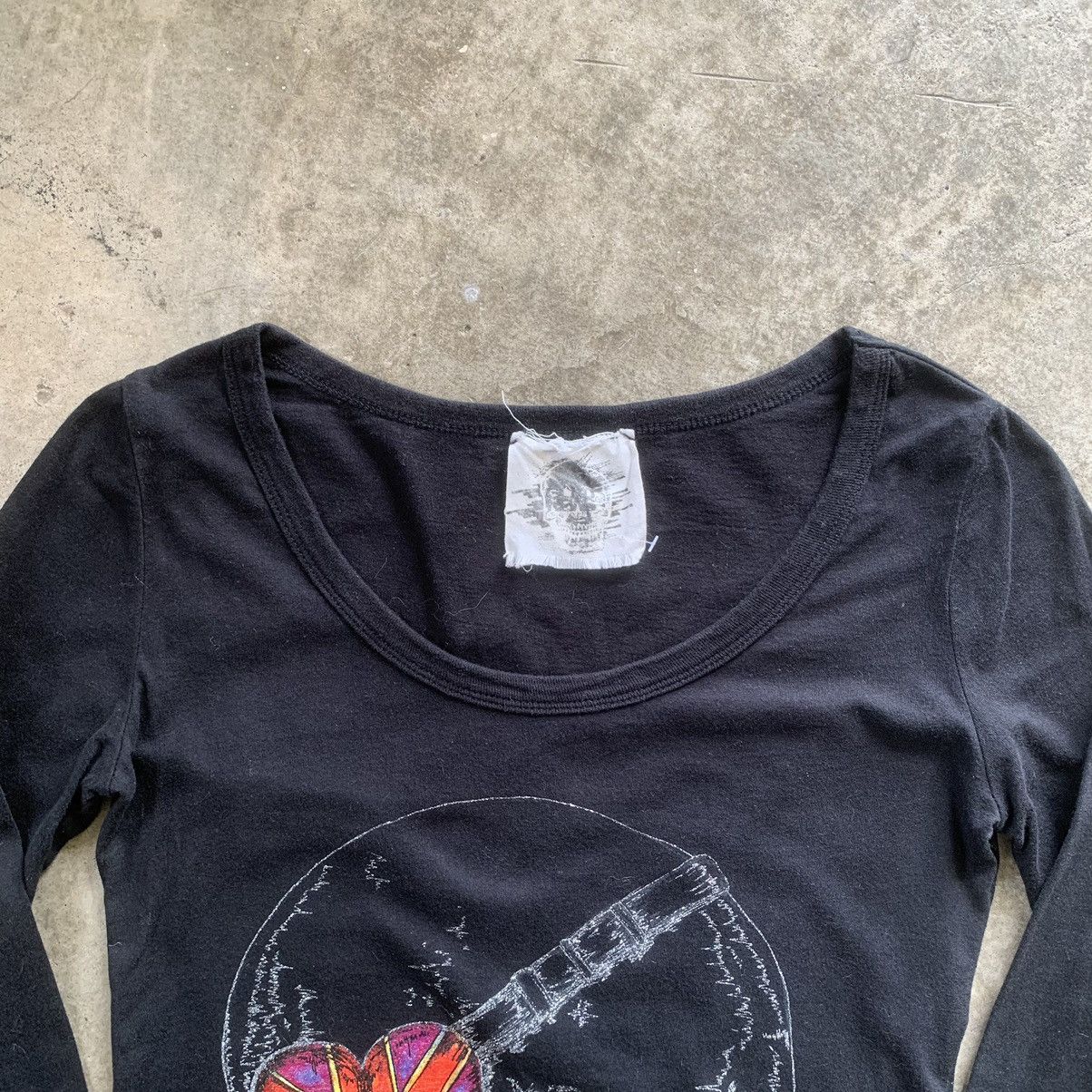 Japanese Brand 2000’s Gladnews Japan Gothic Skull tee Size S / US 4 / IT 40 - 5 Thumbnail