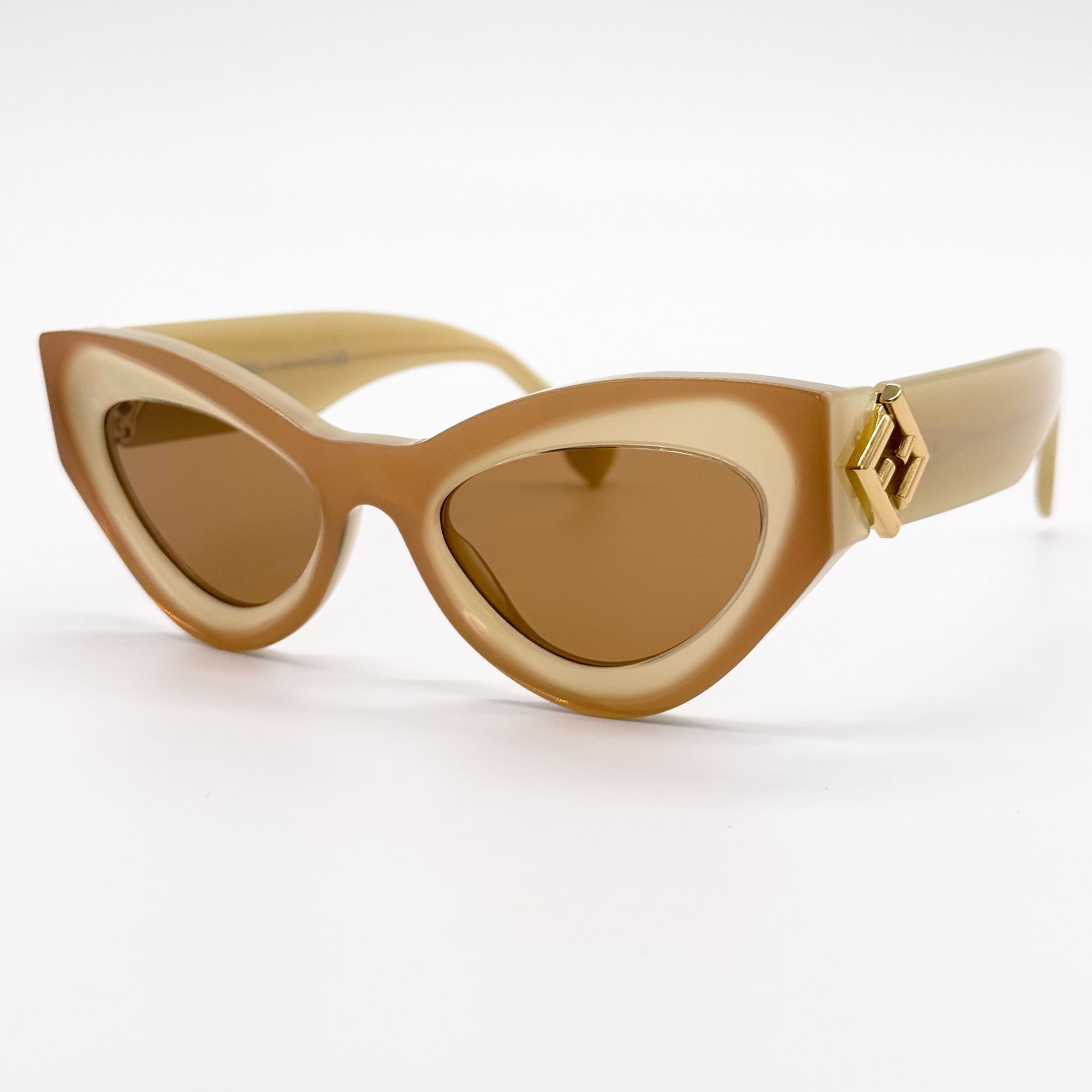 Fendi NEW FENDI SUNGLASSES FE40146I 57E BEIGE WOMEN EYEWEAR Size ONE SIZE - 4 Thumbnail