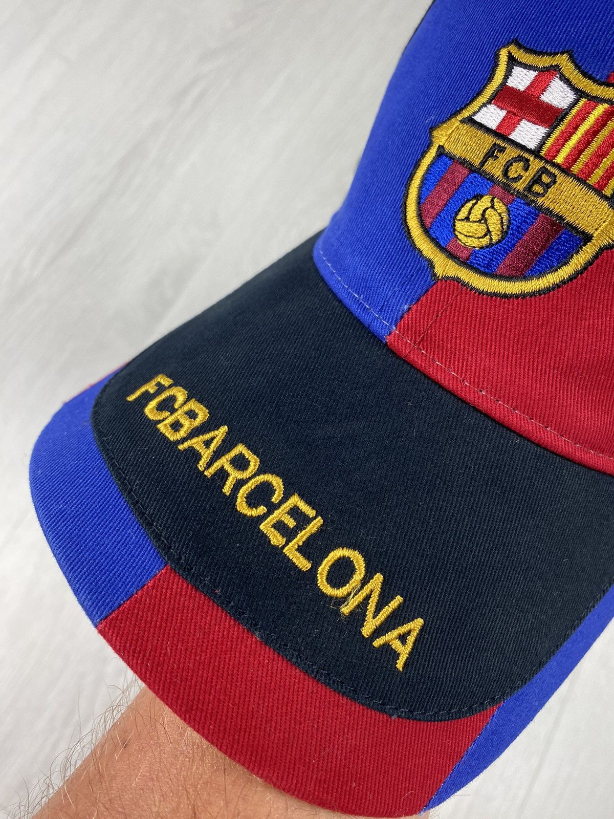 Vintage Vintage Barcelona Cap Hat PSG Newcastle BVB Arsenal Size ONE SIZE - 3 Thumbnail