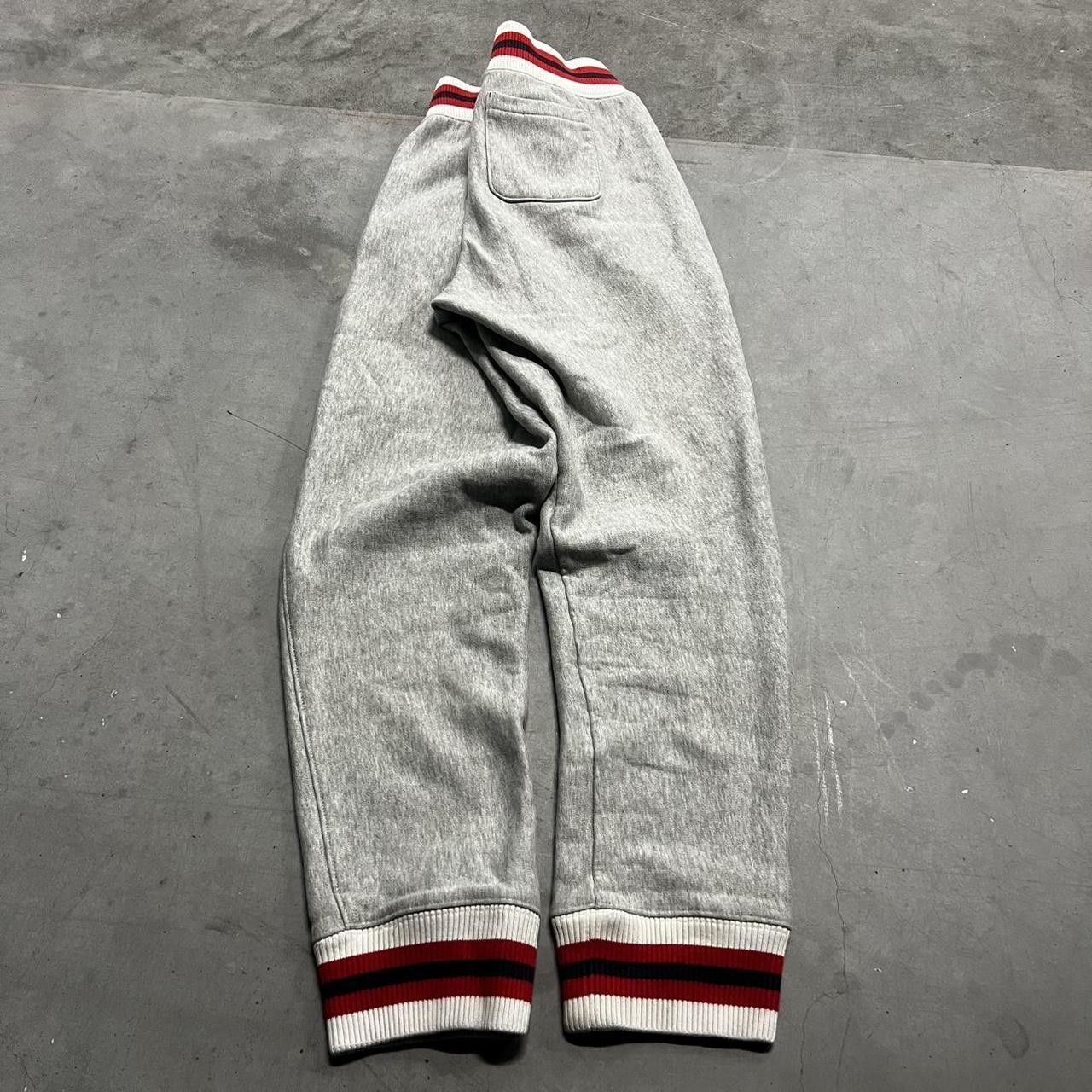 Champion Vintage Y2K/2000s Champion Streetwear Grey Joggers Sweatpants! Size US 32 / EU 48 - 3 Thumbnail