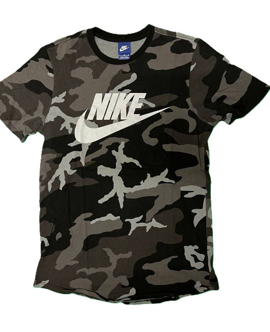Nike NIke Shirt Camouflage - Size M Size US M / EU 48-50 / 2 - 1 Preview