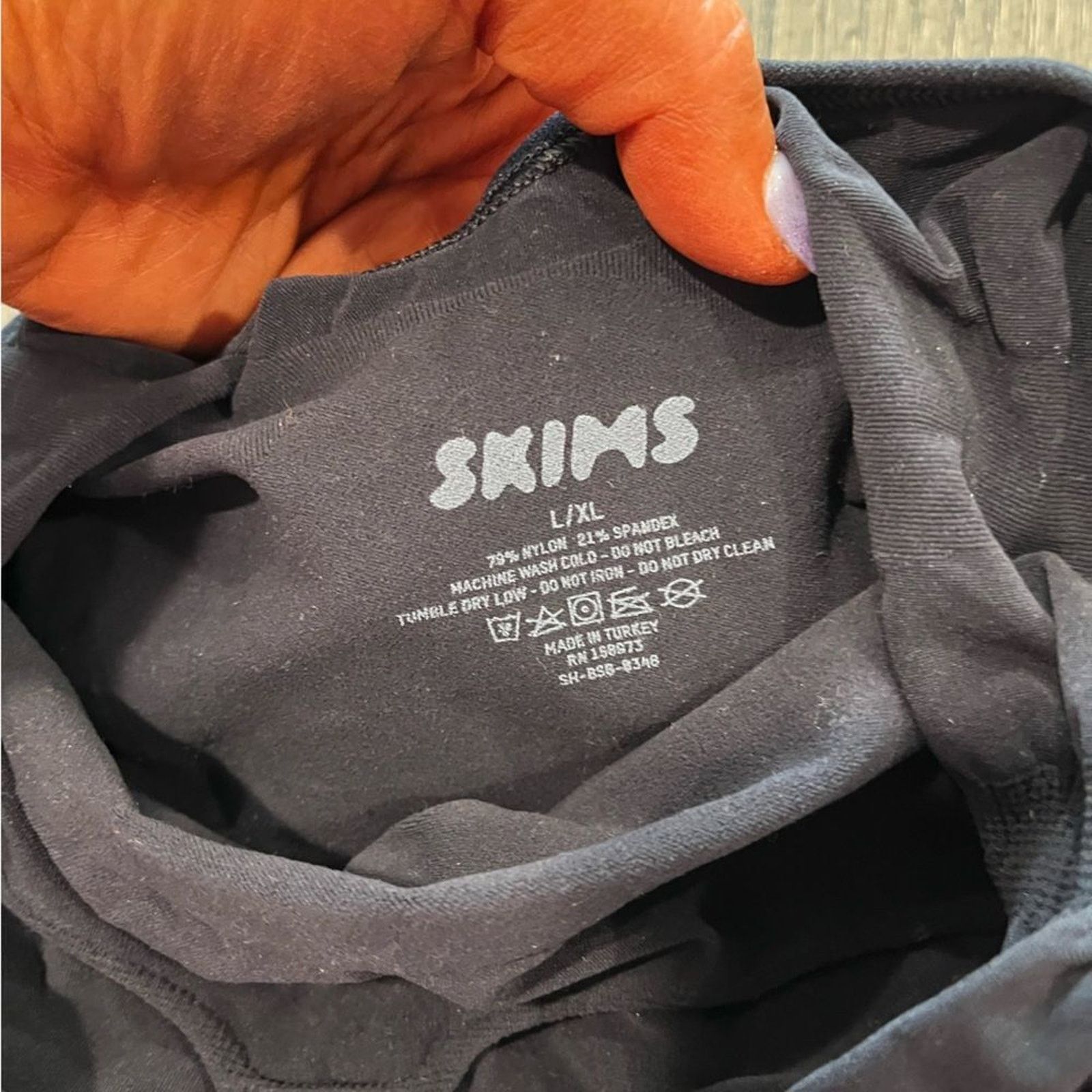 SKIMS NWOT Skims Sculpting Bodysuit - Size L/XL Size ONE SIZE - 3 Thumbnail