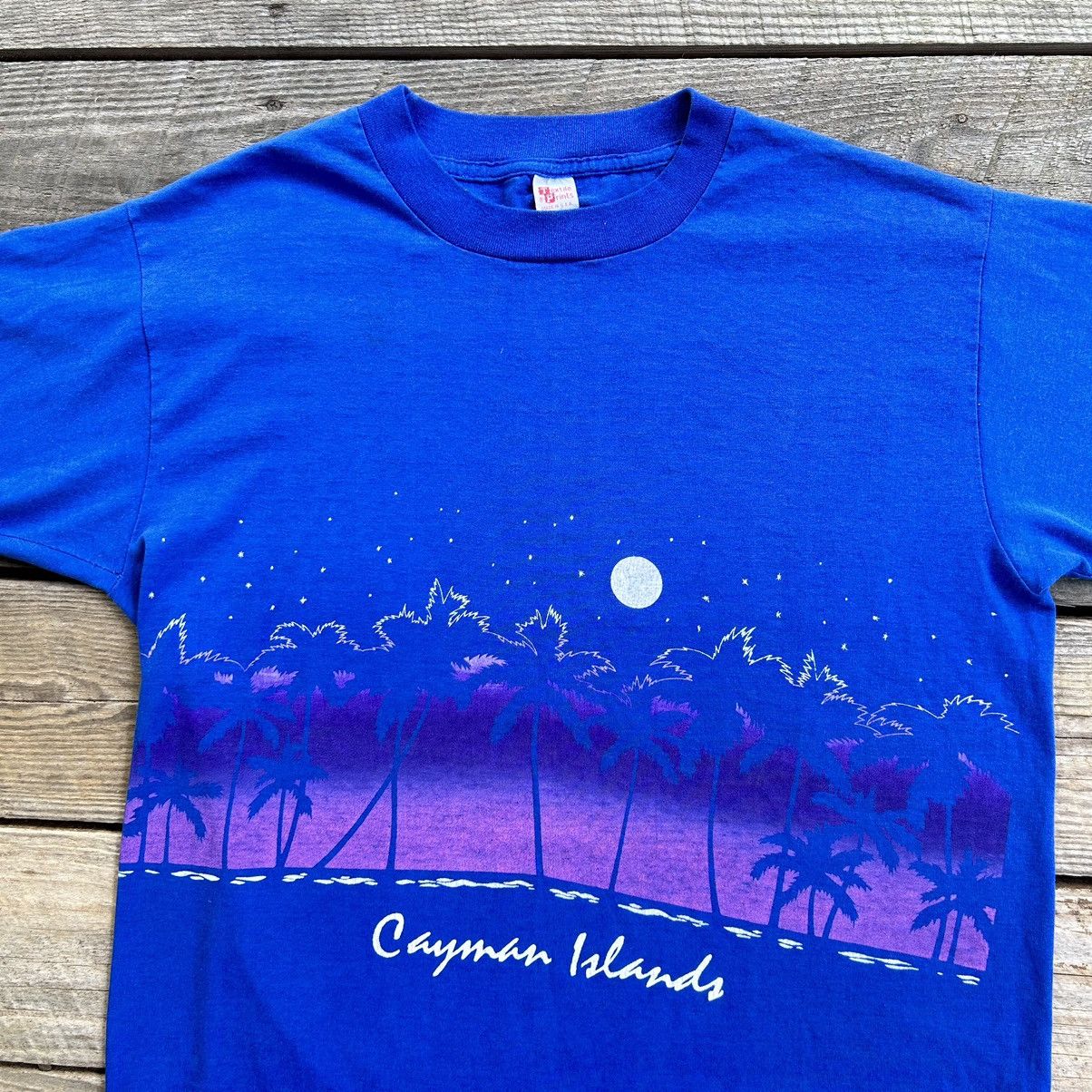 Vintage Vintage 90s Cayman Islands Nature Double Sided T Shirt Size US XL / EU 56 / 4 - 2 Thumbnail