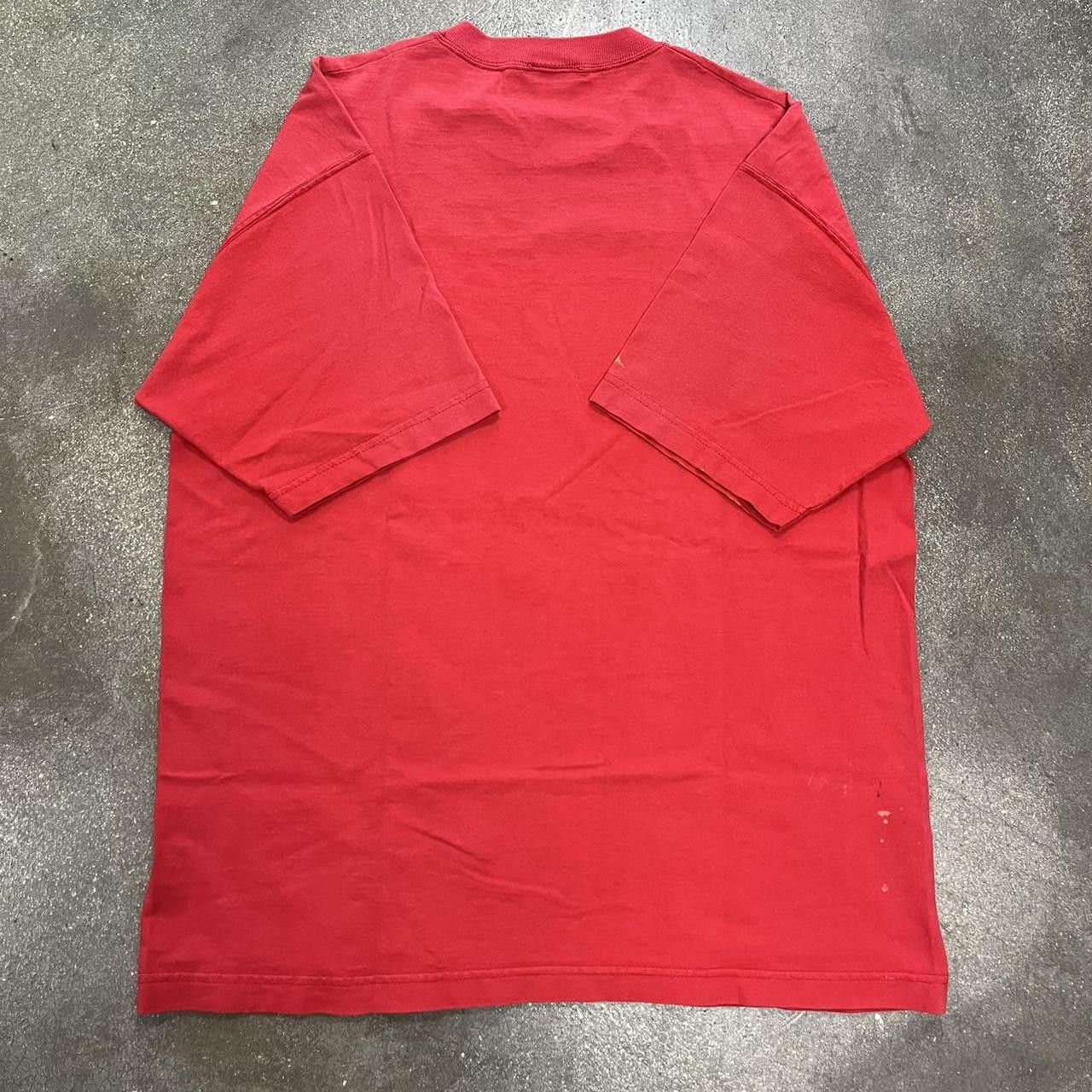 Vintage VTG 90s Red Chicago Bulls Distressed Graphic T shirt Size US XL / EU 56 / 4 - 2 Thumbnail