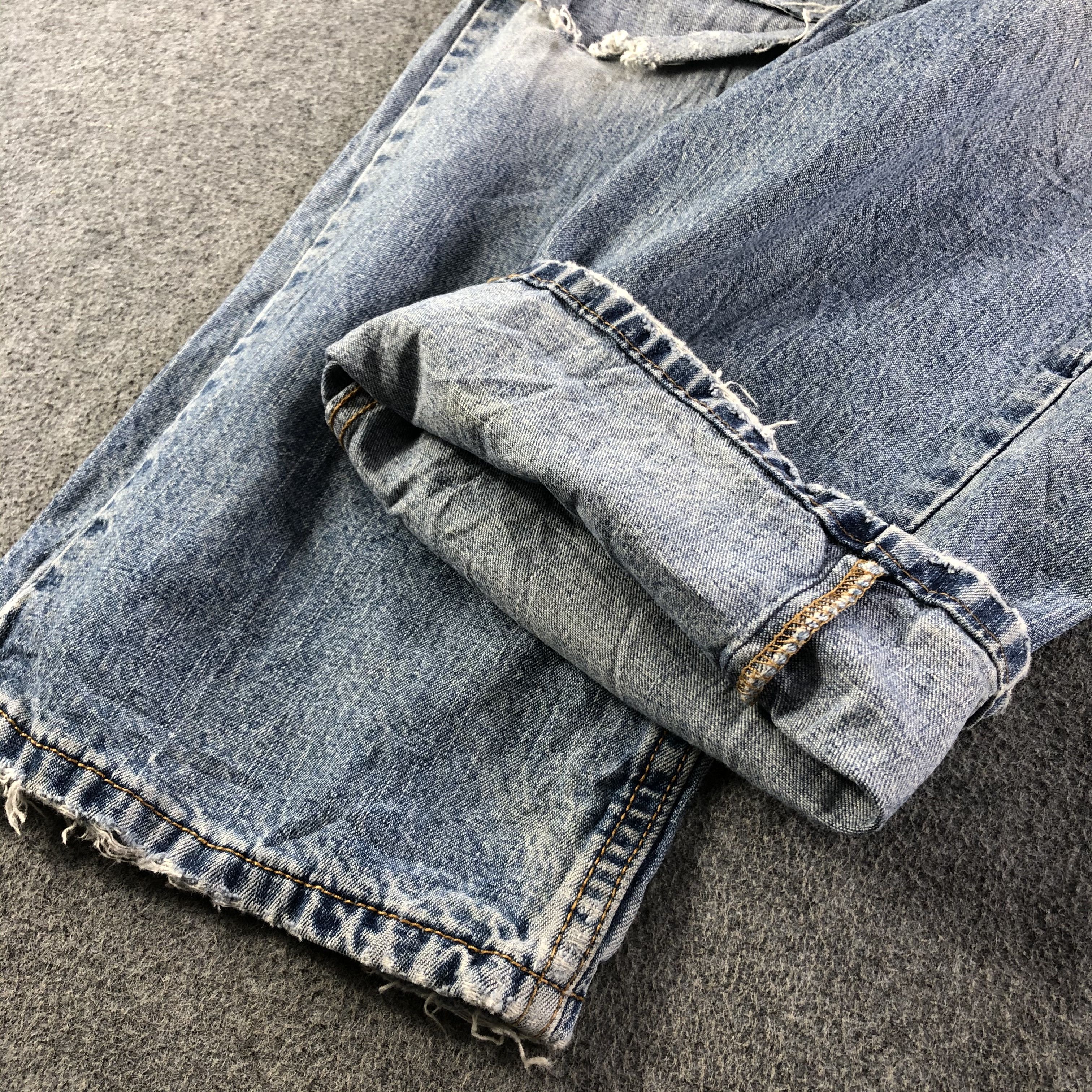 Levi's Vintage Blue Wash Levis 569 Jeans-J3362 Size US 37 - 7 Thumbnail