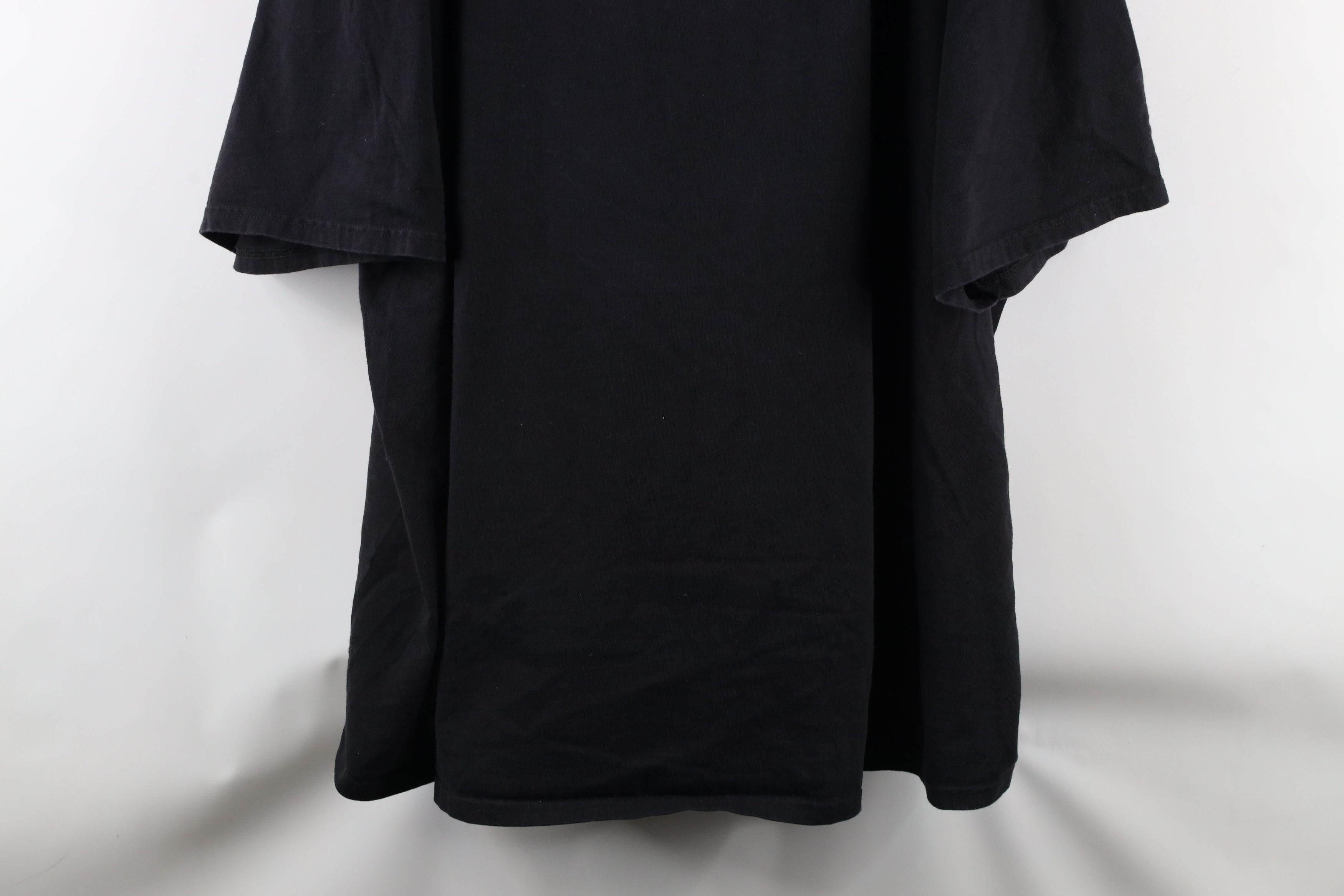 Vintage Vintage 90s Streetwear Out Moose Head Grill T-Shirt Black Size US XXL / EU 58 / 5 - 3 Thumbnail