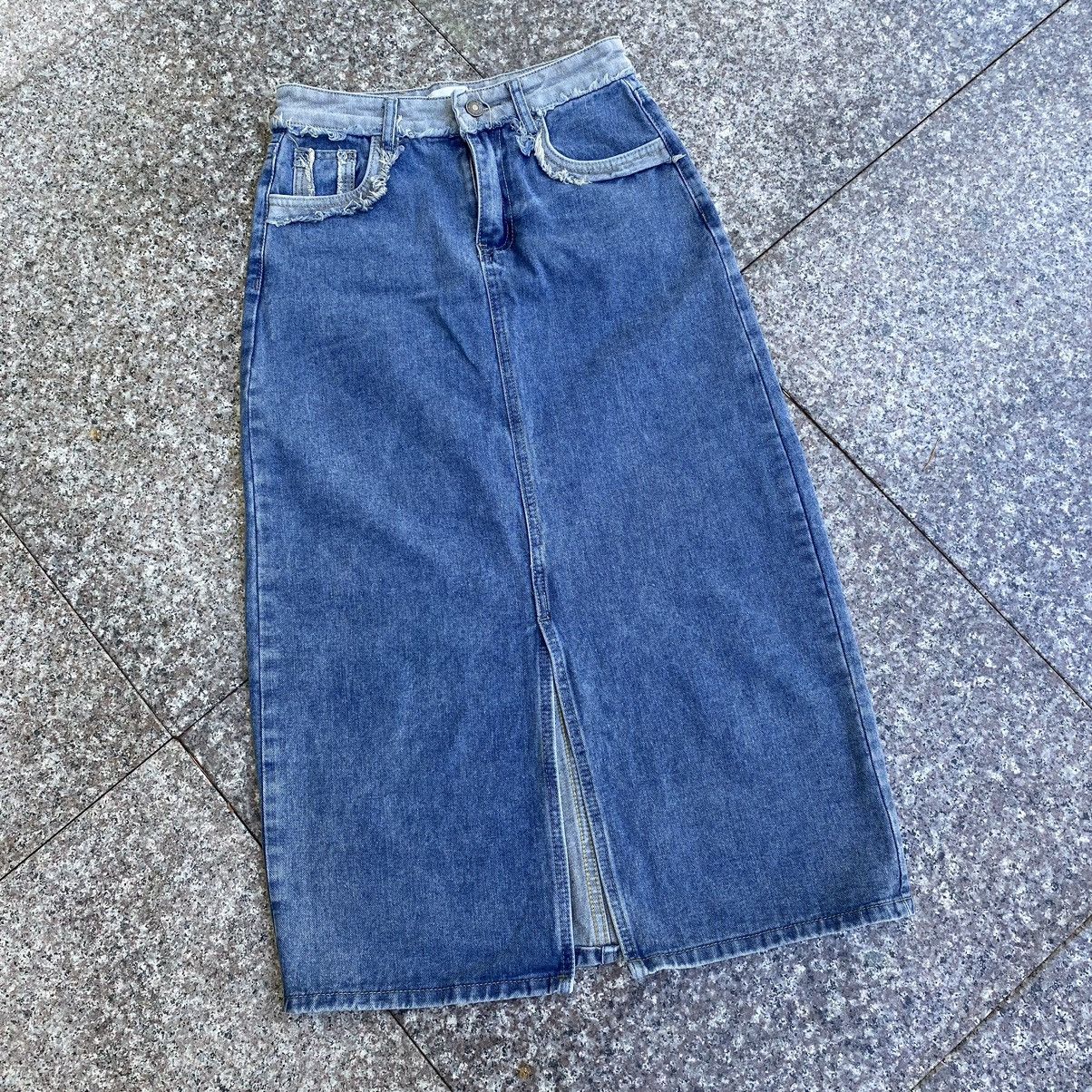 Icicle denim skirt