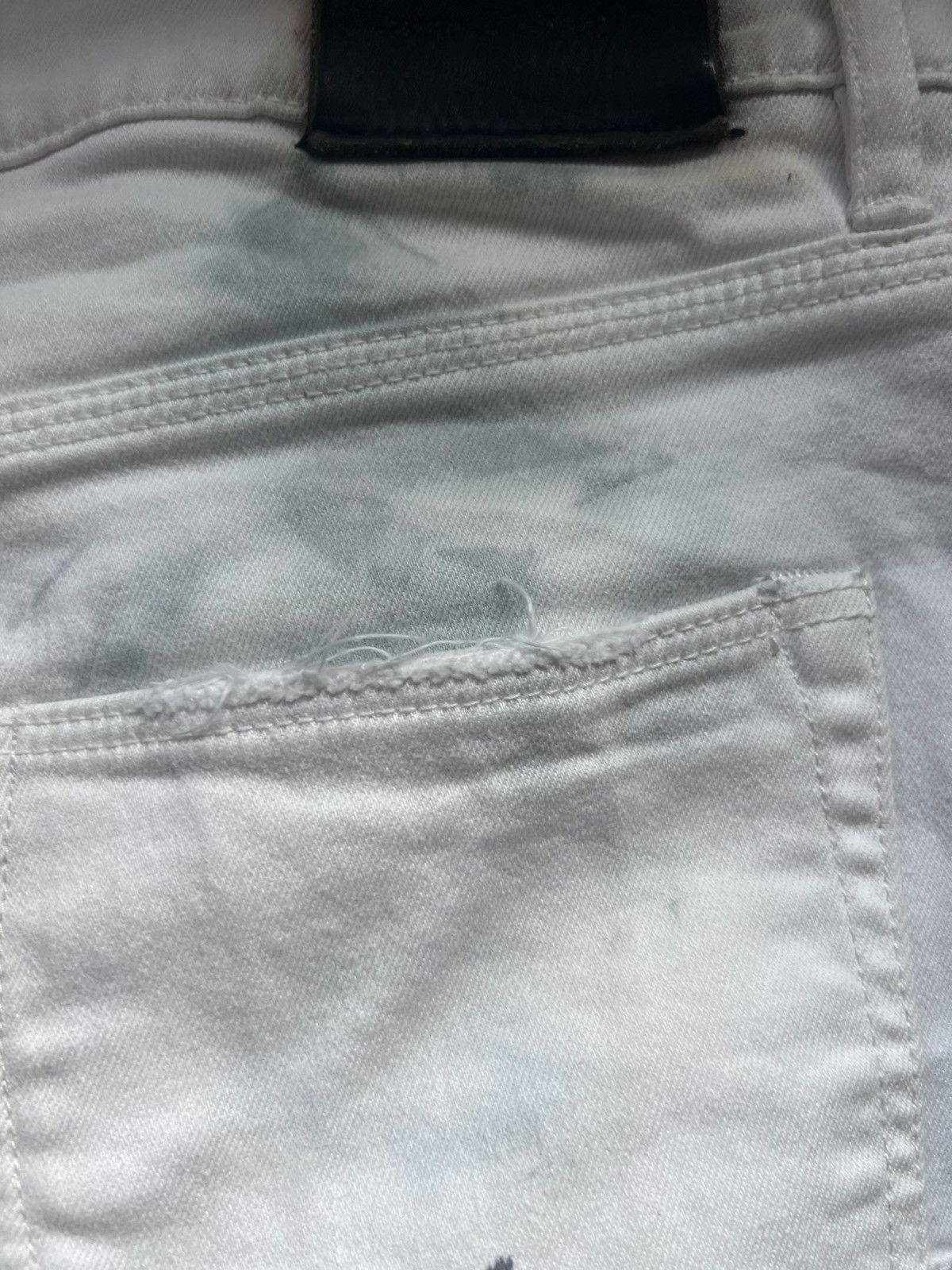 Purple Brand Purple jeans paint splatter white jeans Size US 34 / EU 50 - 10 Thumbnail