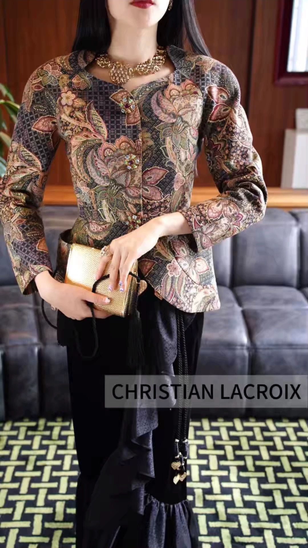 Christian Lacroix Christian Lacroix Vintage Baroque Gold-Embroidered Blazer Size S / US 4 / IT 40 - 1 Thumbnail