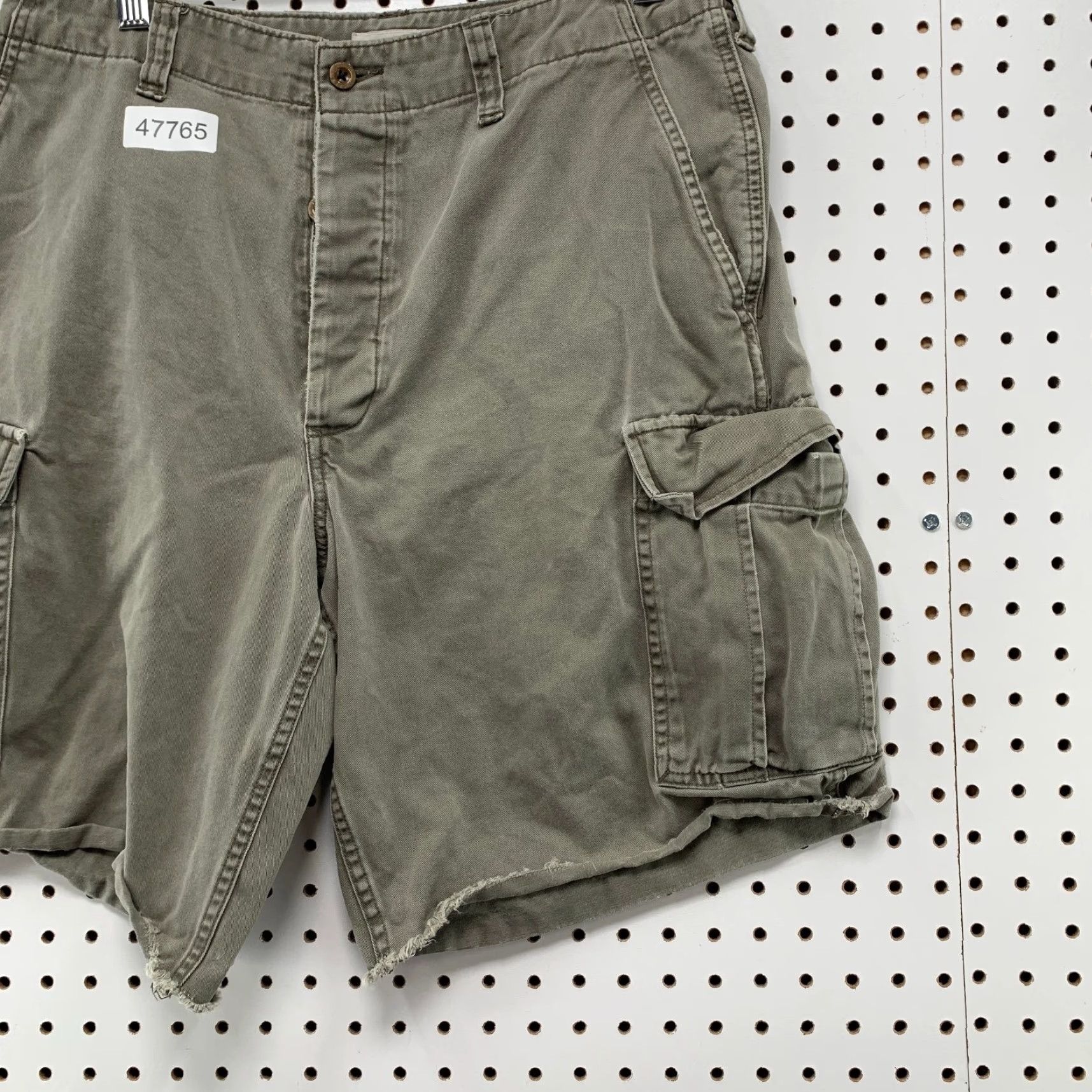J.Crew J.CREW Military Cargo Shorts Mens 32x10 Green Distressed 100% Cotton Raw Hem - Cargo Shorts - Men - Green - 32x10 Size US 32 / EU 48 - 6 Thumbnail