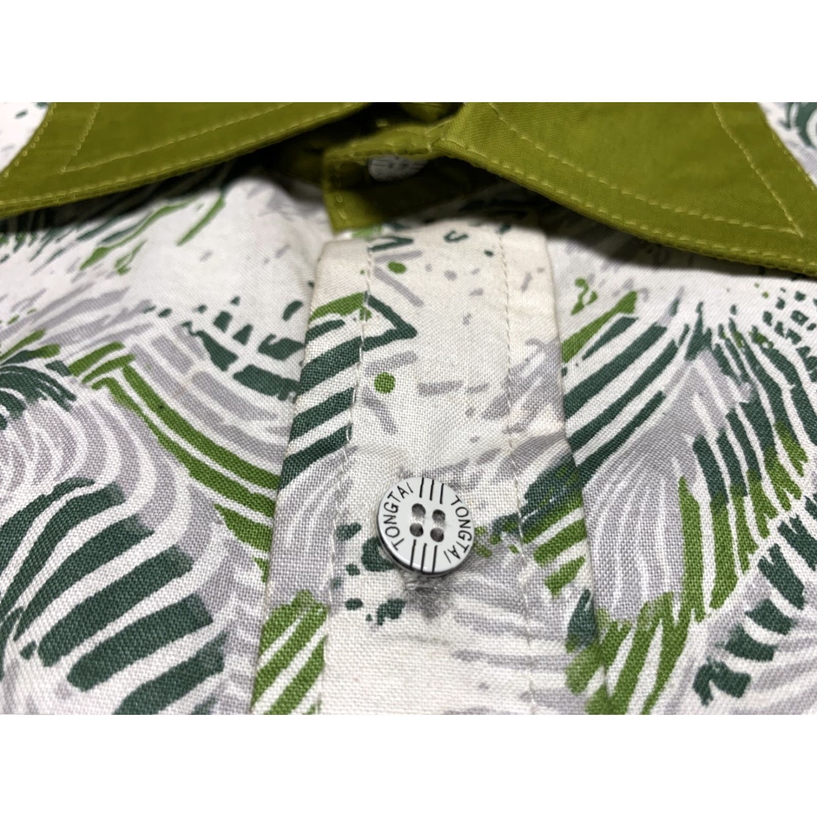 Vintage Floral 2XL Green White Short Sleeve Camp Shirt Size US XXL / EU 58 / 5 - 6 Thumbnail