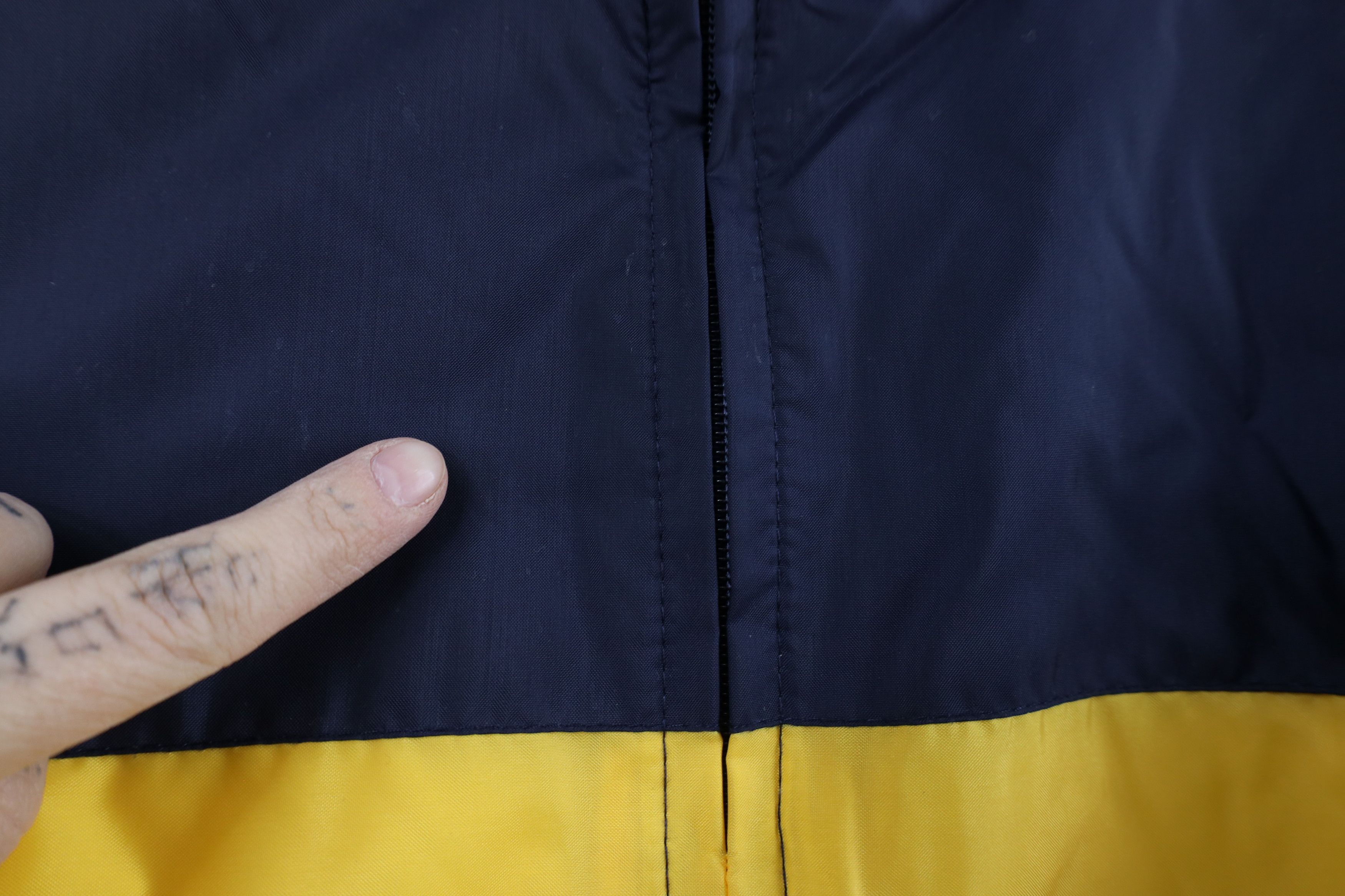 Vintage Vintage 90s University of Toledo Lined Hooded Anorak Jacket Size US XXL / EU 58 / 5 - 8 Thumbnail