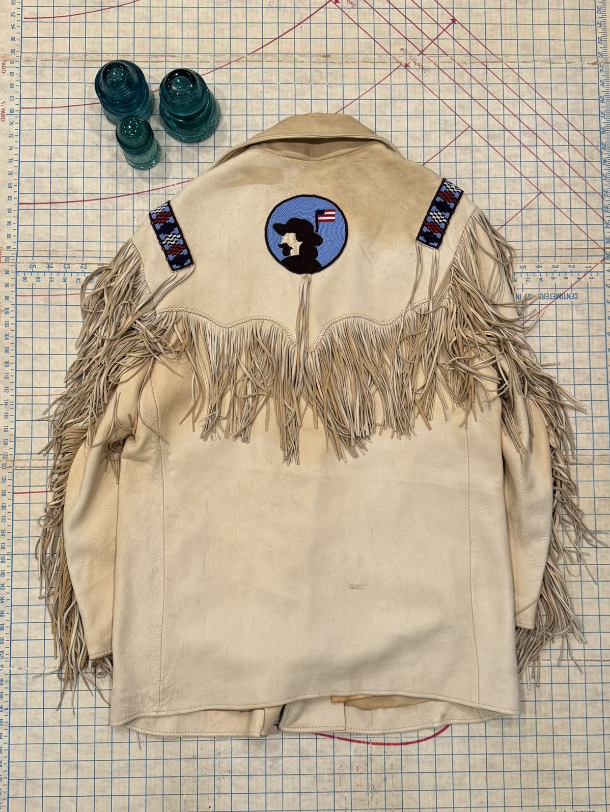 Vintage Vintage Fringe and Beaded Western Wear Leather Jacket Size44 Size US L / EU 52-54 / 3 - 8 Thumbnail