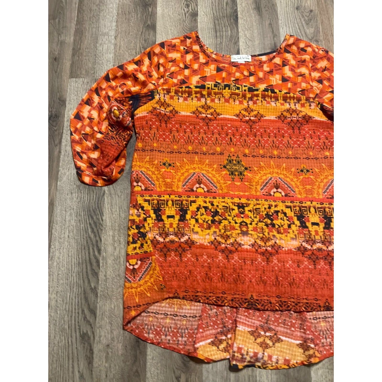 Olive Live And Let Live Shirt, Women’s Small, Orange Black, Allover Print, 3/4 Sleeve, T-Shirt, Casual, Regular Fit, Round Neck, Pullover, Size S Size S / US 4 / IT 40 - 3 Thumbnail