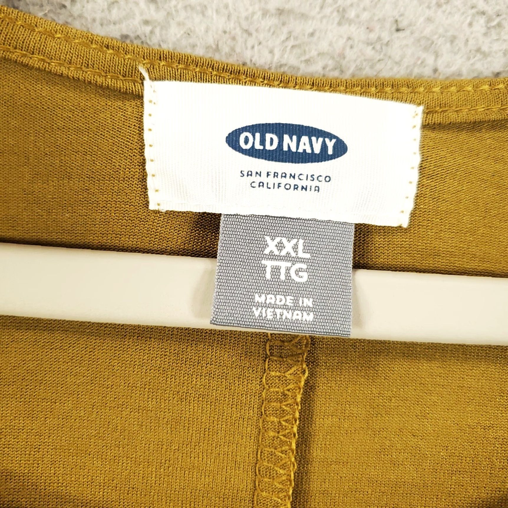 Old Navy VINTAGE New Old Navy Womens Top XXL Beige Green Cutout Accents NWT Size XXL / US 16-18 / IT 52-54 - 6 Thumbnail
