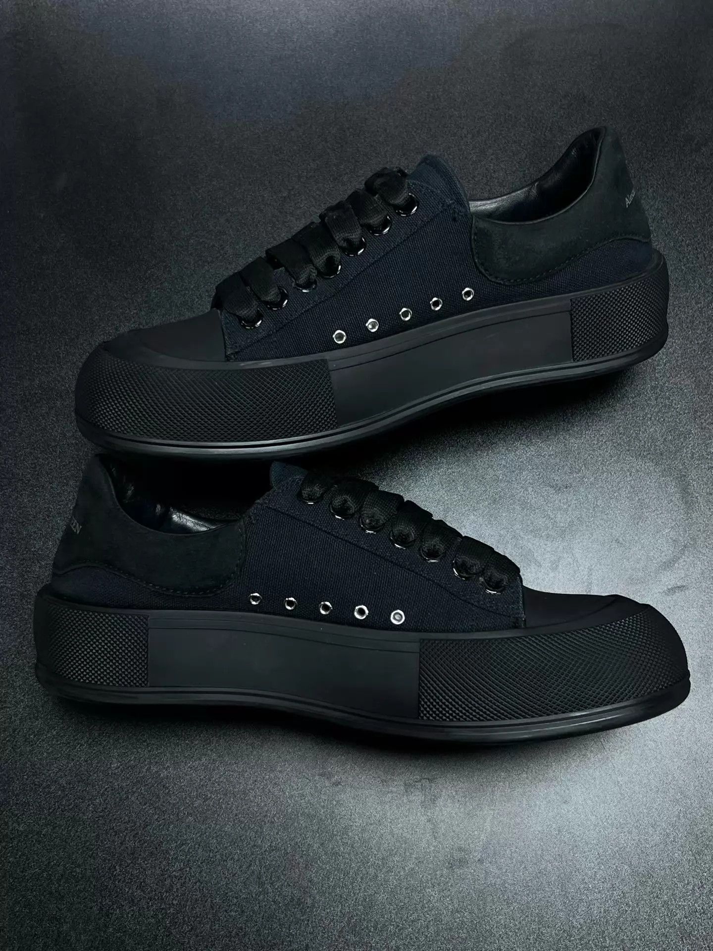 Alexander McQueen MCQ Deck Low-Top Sneakers Black Size 40 Size US 7 / EU 40 - 6 Thumbnail