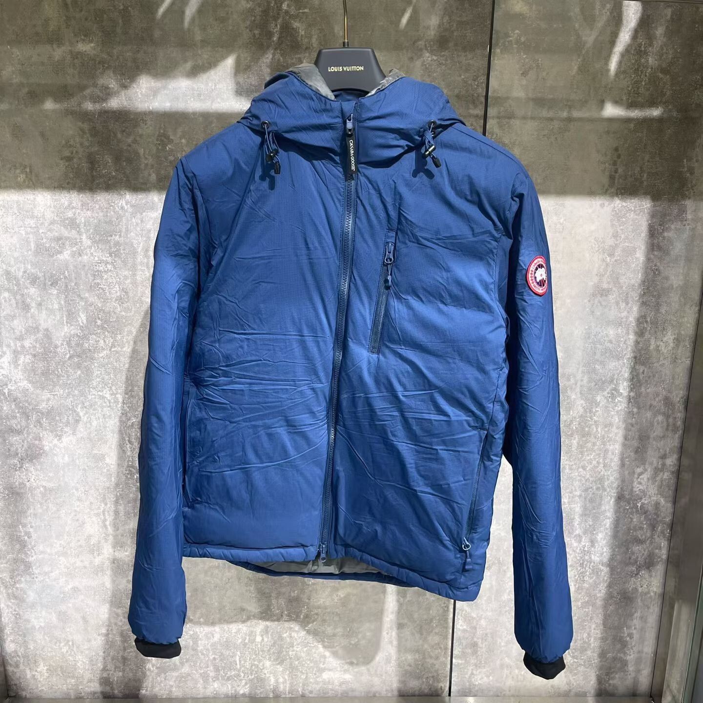 Canada Goose Canada Goose Down Blue Heavy Coat m Men Size US M / EU 48-50 / 2 - 1 Thumbnail