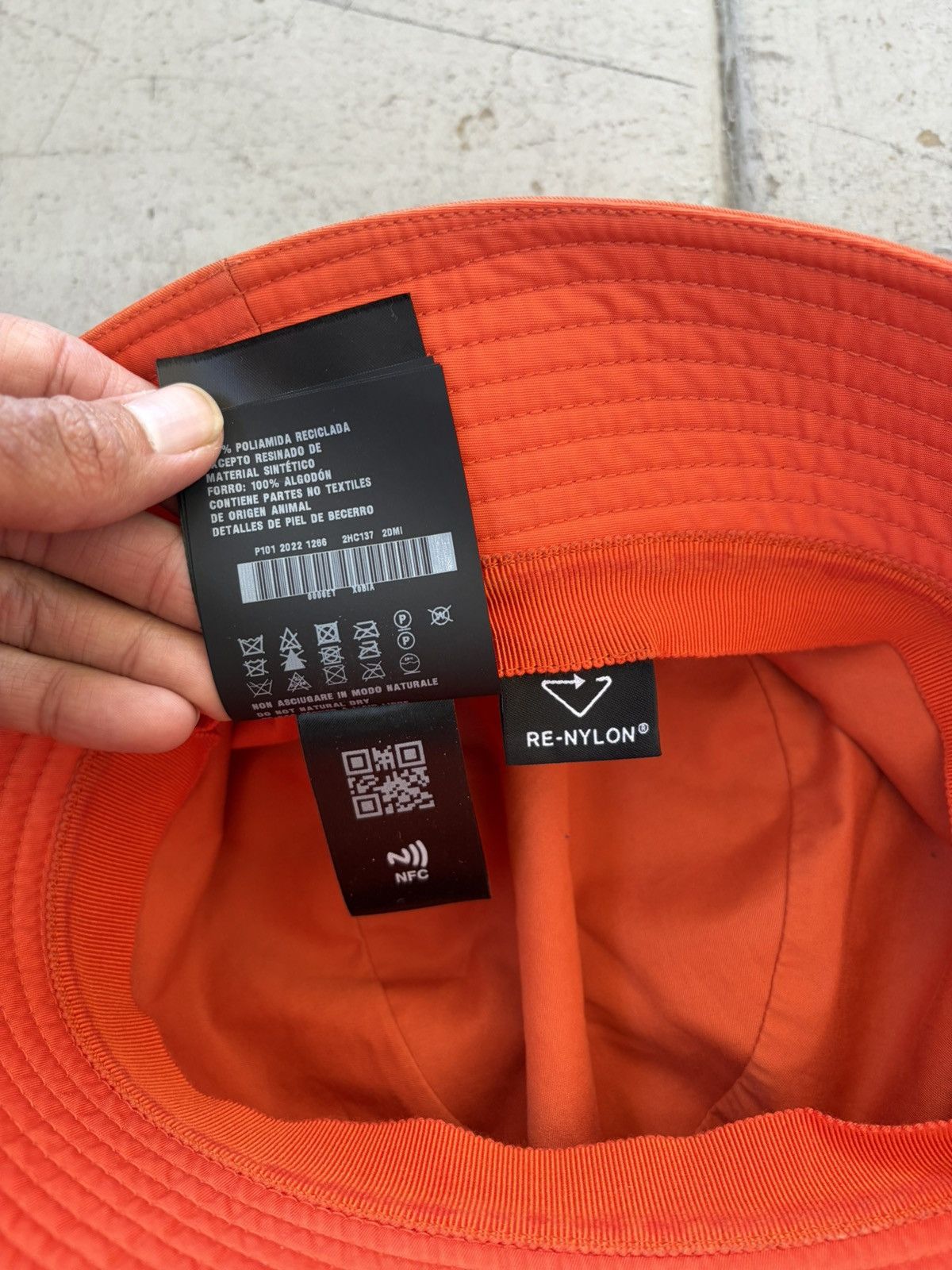 Prada Prada Nylon Bucket Hat - Extra Large Size ONE SIZE - 7 Thumbnail
