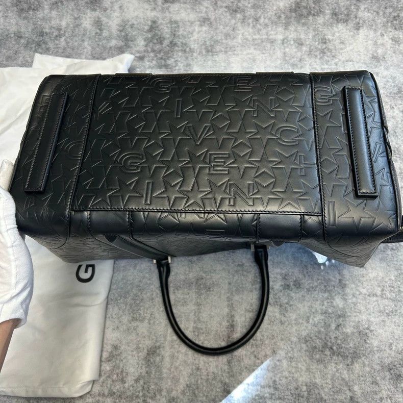 Givenchy Givenchy New Star Handbag Travel Bag Size ONE SIZE - 3 Thumbnail