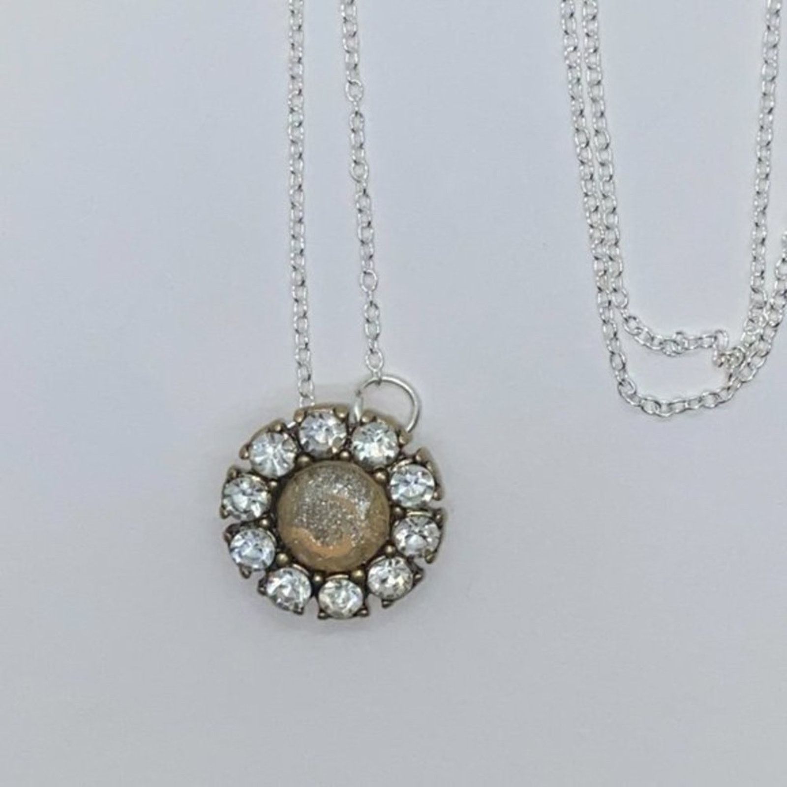 Handmade Silver-Tone Glitter Sparkle Rhinestone Necklace Size ONE SIZE - 6 Thumbnail