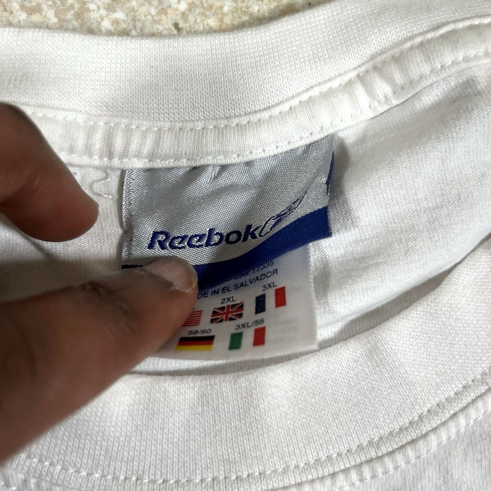 Reebok VINTAGE Reebok T-Shirt White 2XL Logo Sewn Essential Tshirt Men Size US XXL / EU 58 / 5 - 3 Thumbnail