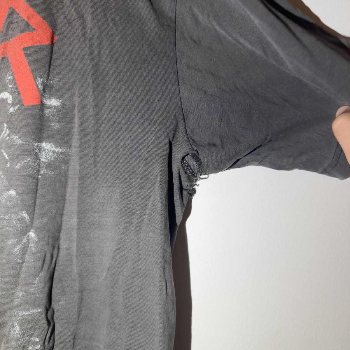 Vintage 1994 slayer circle of beliefs distressed and faded t shirt Size US XL / EU 56 / 4 - 8 Thumbnail