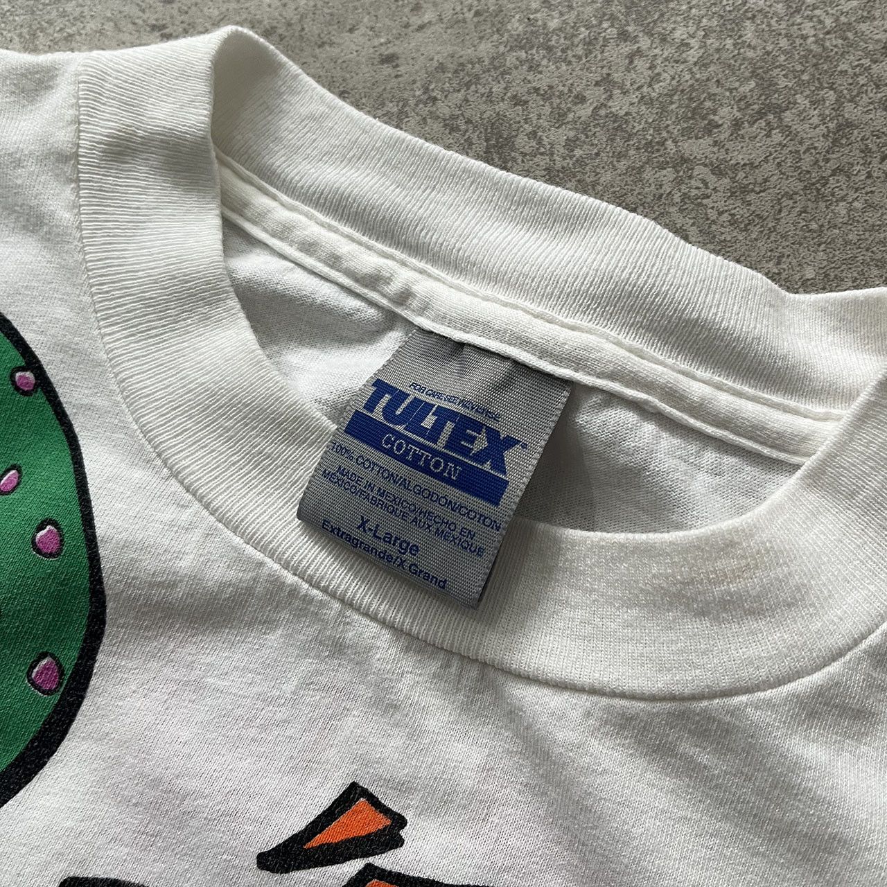 Tultex × Vintage × Warner Bros VTG 90s LOONEY TUNES TWEETY 1994 ALL OVER PRINT AOP T-SHIRT Size US XL / EU 56 / 4 - 6 Thumbnail