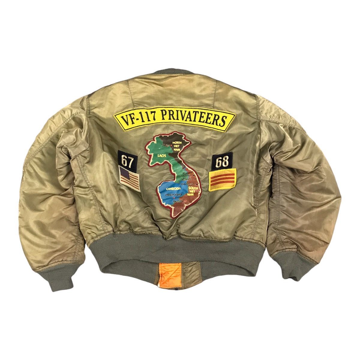 Avirex × Vintage AVIREX MA-1 VF-117 PRIVATEERS SUN FADED