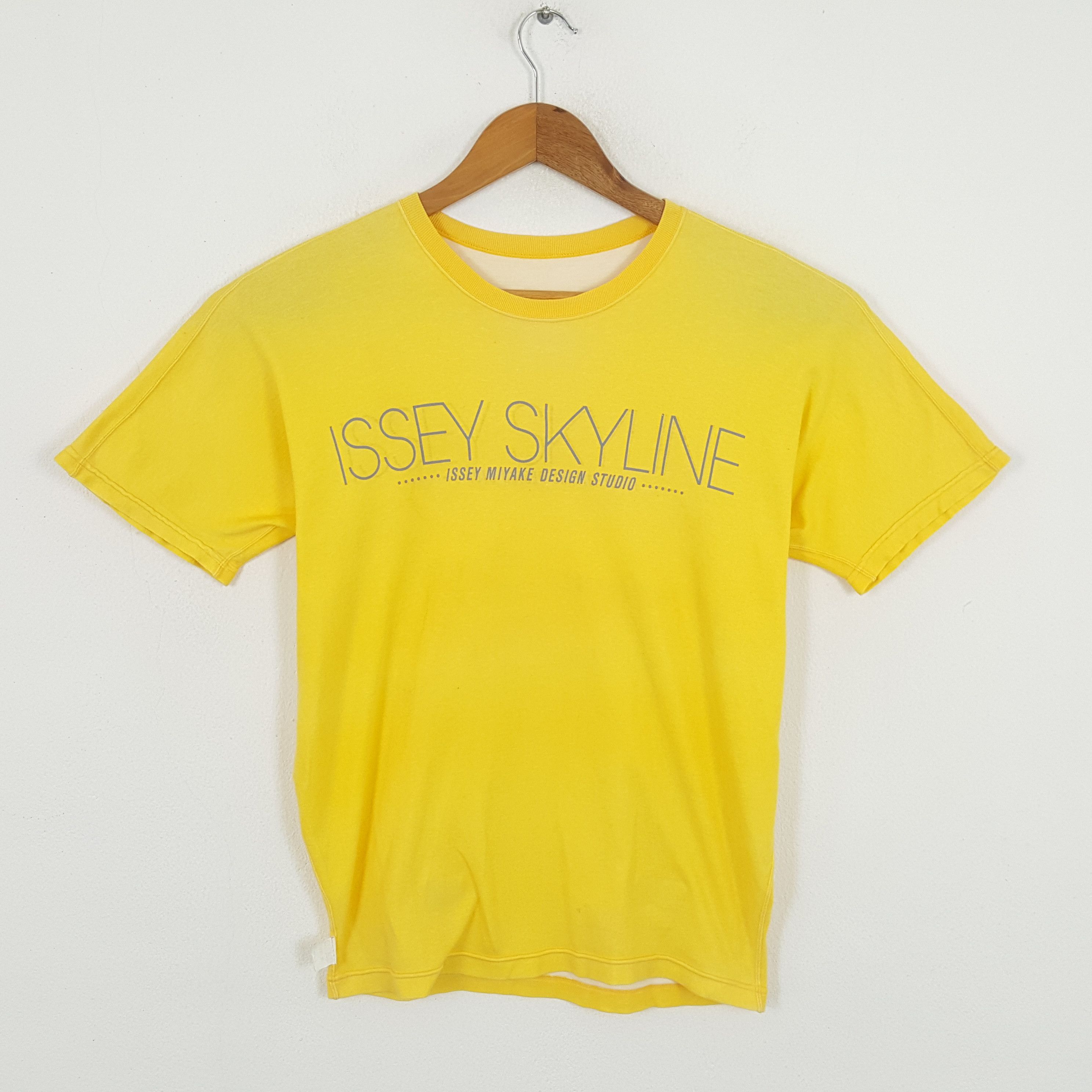 Issey Miyake × Japanese Brand × Vintage Vintage ISSEY SKYLINE Japanese Fashion Reversible T-Shirts Size US L / EU 52-54 / 3 - 1 Thumbnail