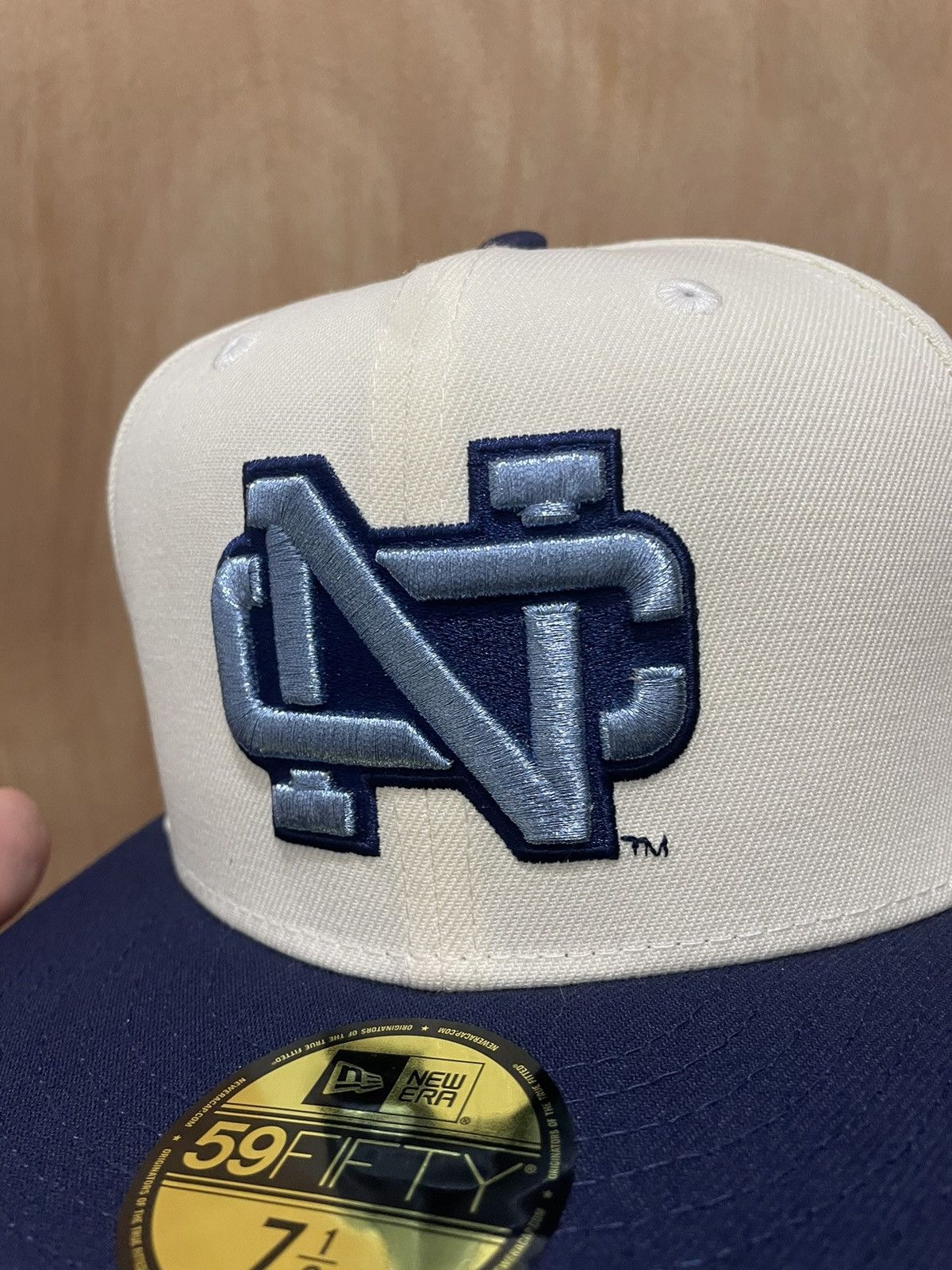 New Era Topperz unc North Carolina 1995 final four patch size 7 1/8 Size ONE SIZE - 3 Thumbnail