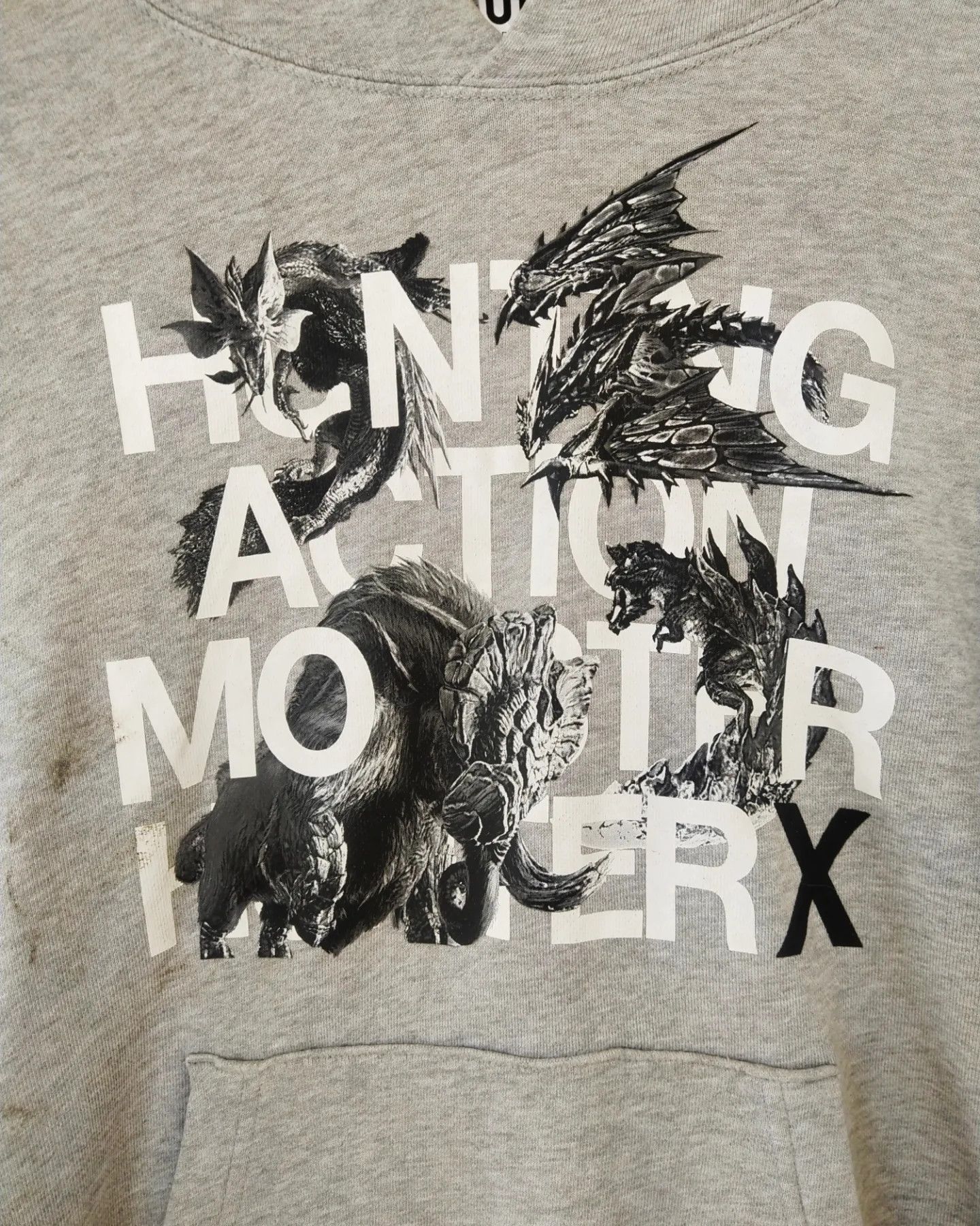 Anime Monster Hunter x Uniqlo Graphic Game Hoodie Size US M / EU 48-50 / 2 - 2 Thumbnail