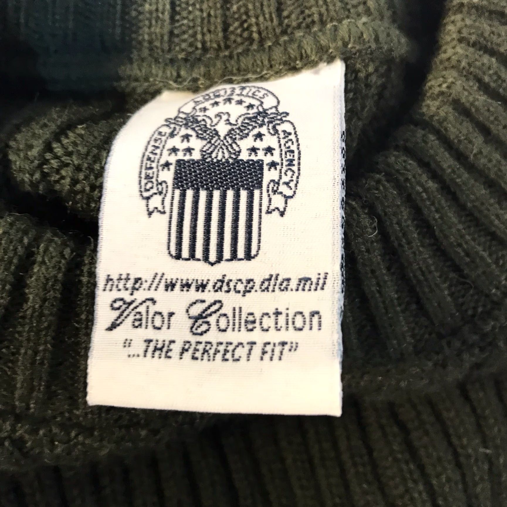 Vintage Defense Logistics Agency Wool Sweater Pullover Mens Large Green Heavyweight Casual Classic Size US L / EU 52-54 / 3 - 3 Thumbnail