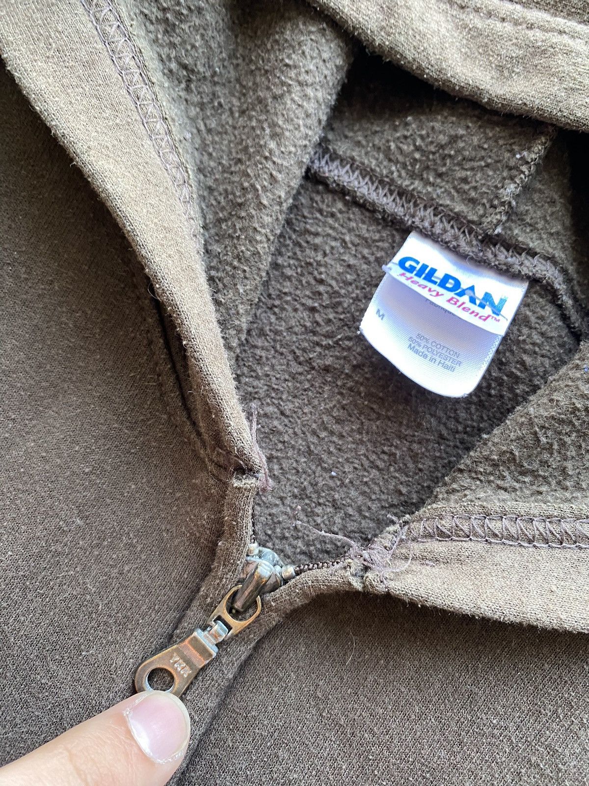 Gildan 🔥Gildan Zip Up basic hoodie brown mens m rare Size US M / EU 48-50 / 2 - 5 Thumbnail