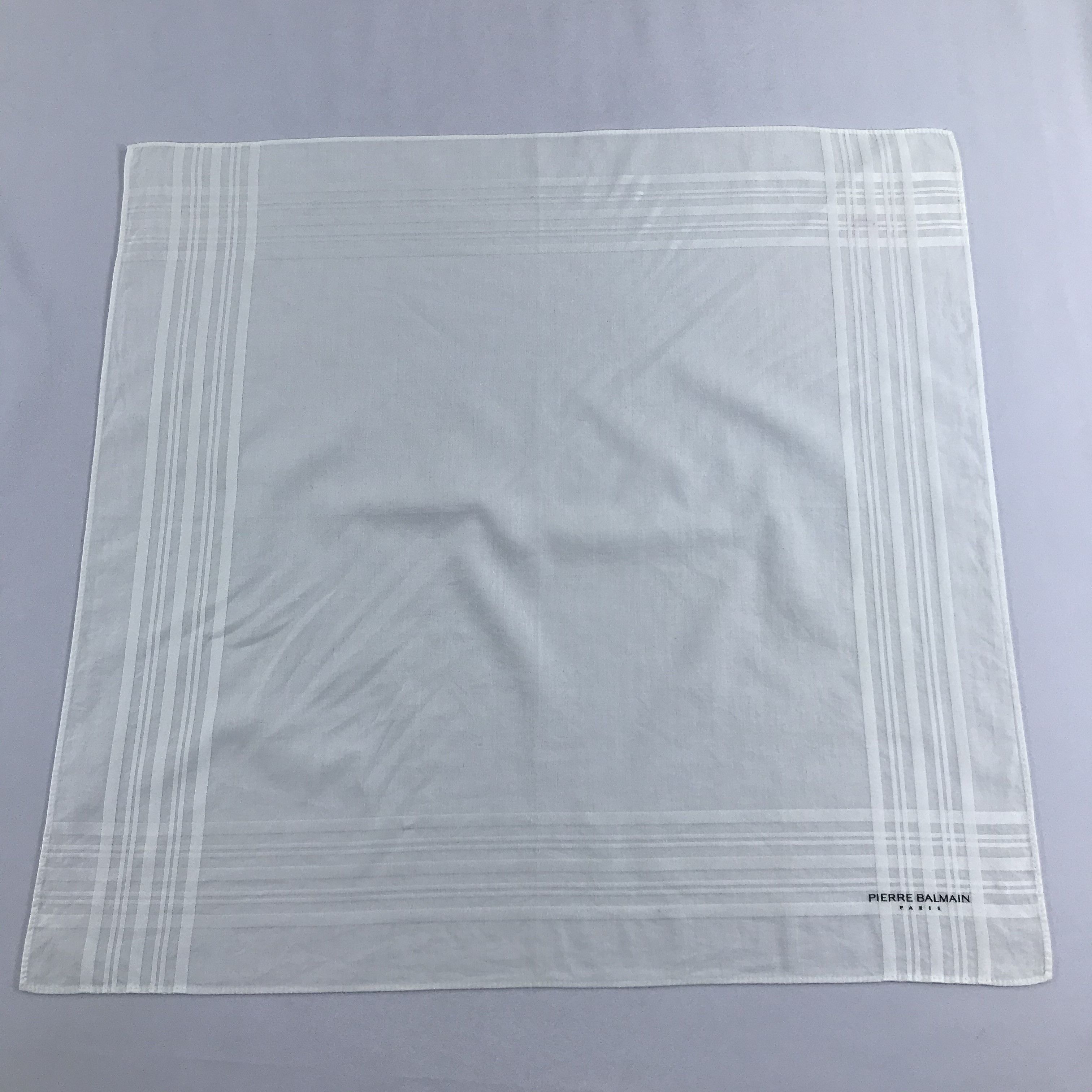 Pierre Balmain × Vintage Pierre Balmain Handkerchief Neckerchief Bandana H1050 Size ONE SIZE - 2 Thumbnail