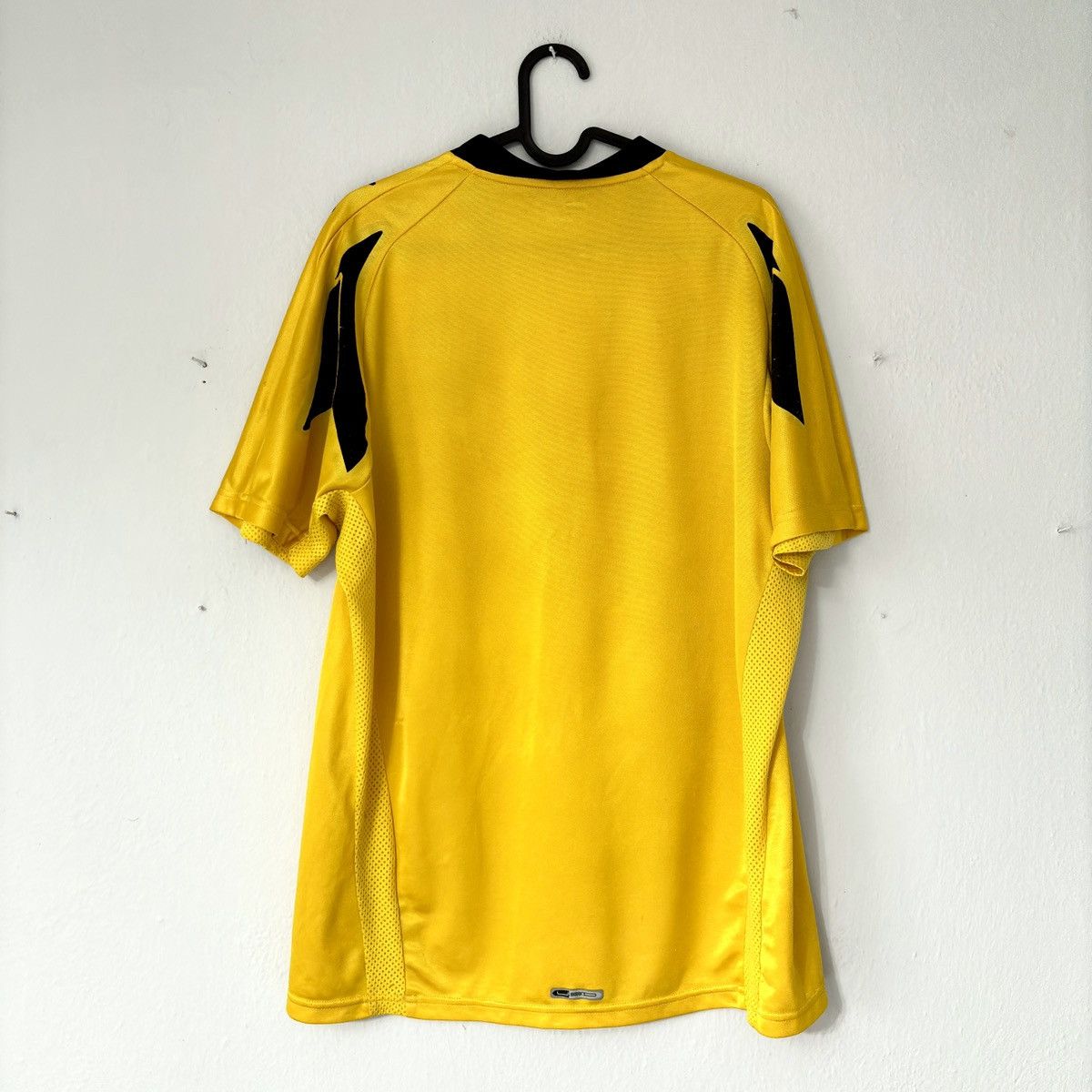 Puma × Vintage 2007 2008 AEK Athens Greece Puma Home Soccer Jersey Shirt EU Size US L / EU 52-54 / 3 - 8 Thumbnail