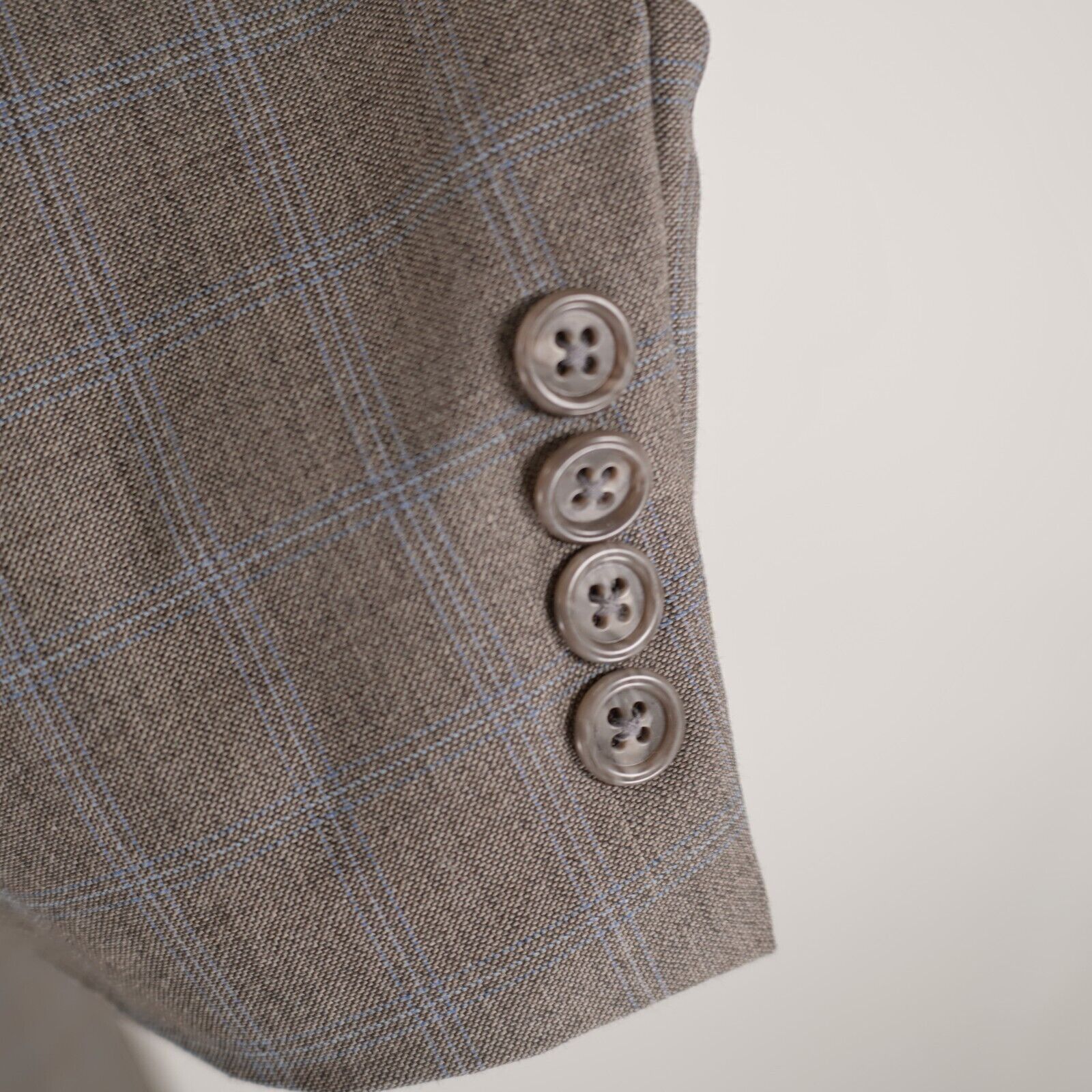 Hart Schaffner Marx Hart Schaffner Marx Gold Trumpeter Wool 2 Button 2 Piece Sui Size 40R - 6 Thumbnail