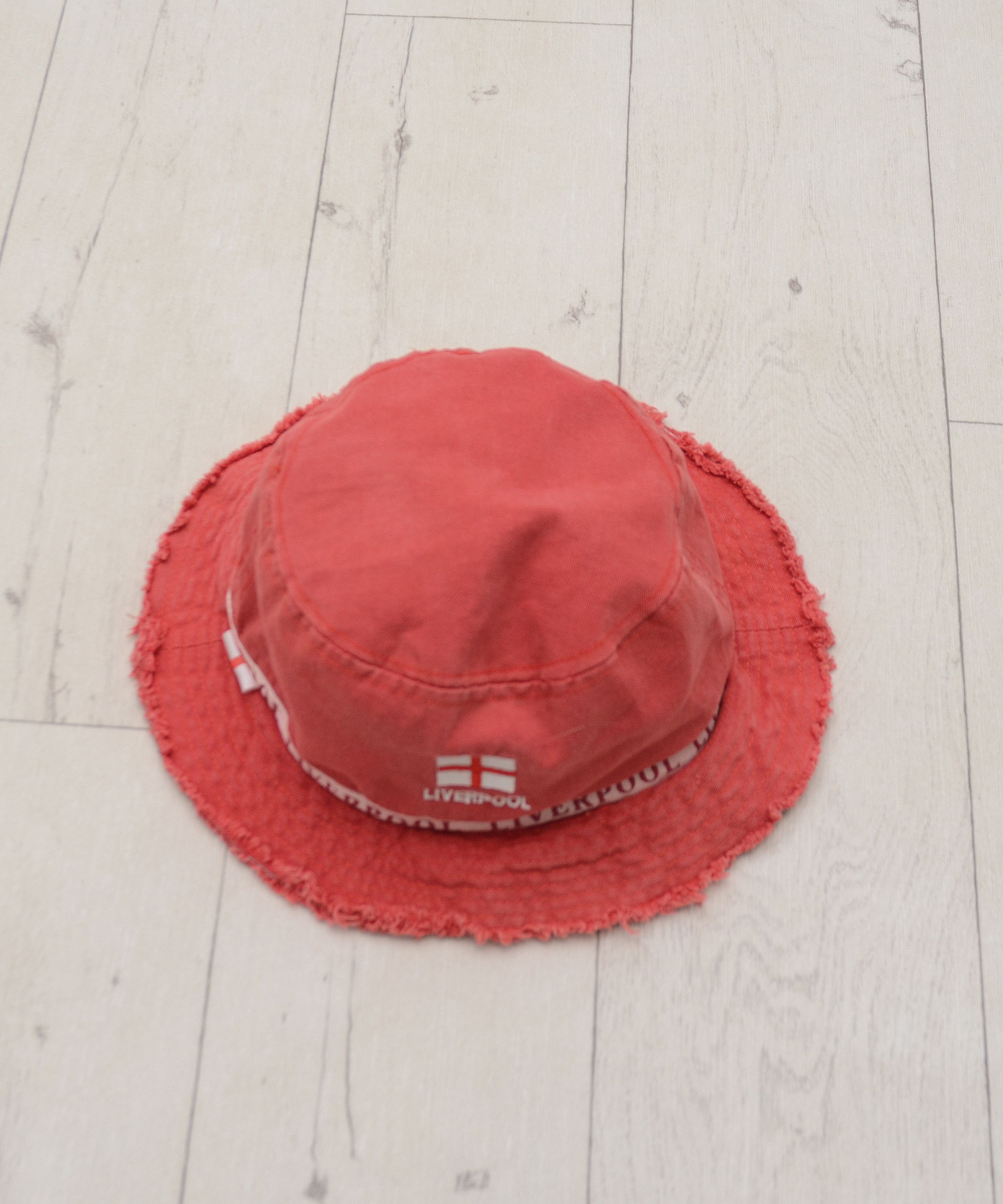 Vintage Bucket made of Liverpool jersey Vintage Y2K Socer Hat Cap Size ONE SIZE - 3 Thumbnail