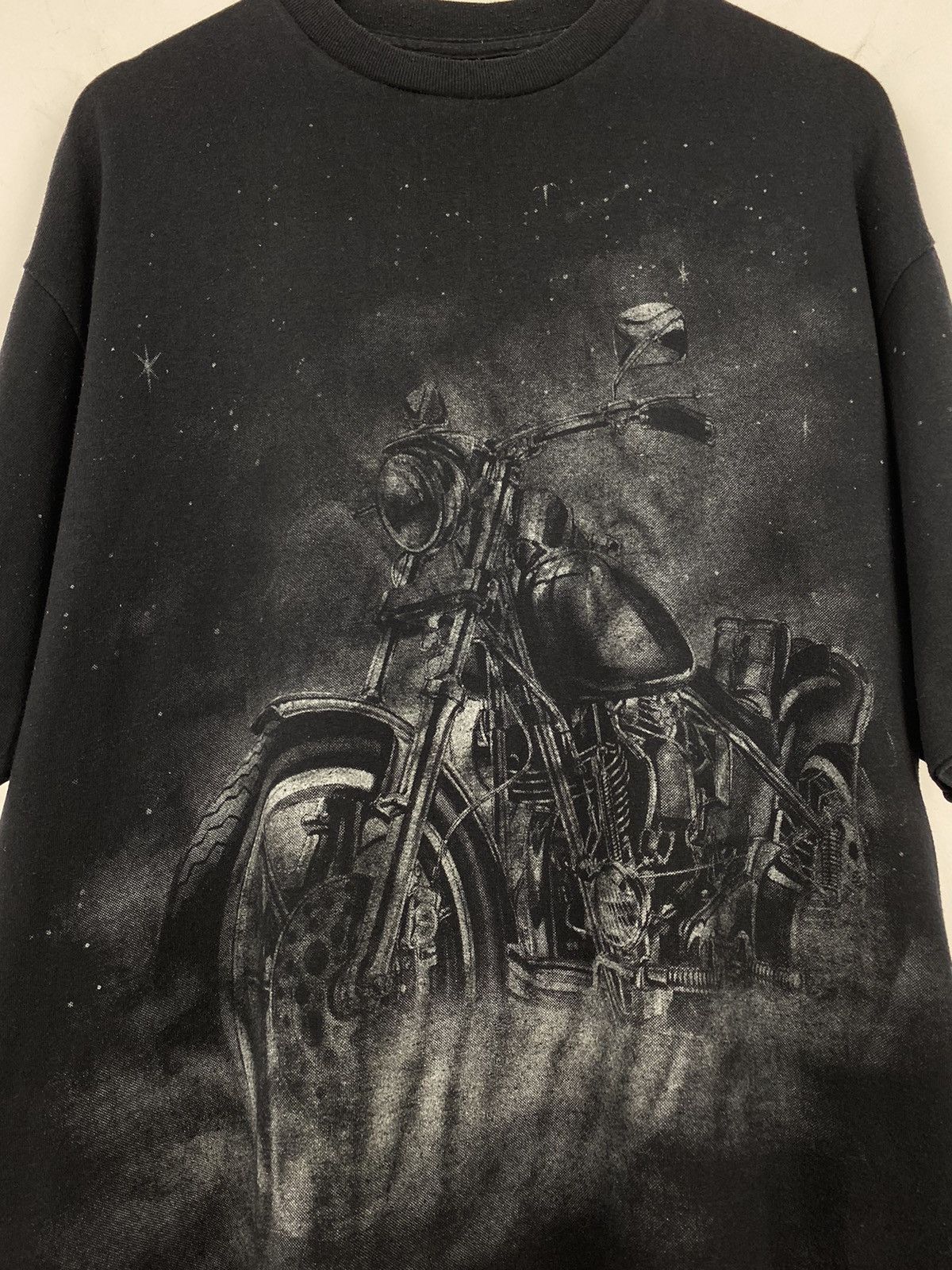 Vintage Vintage Harley Davidson 3D Emblem T Shirt Tee Choppers Y2K Size US XL / EU 56 / 4 - 2 Thumbnail