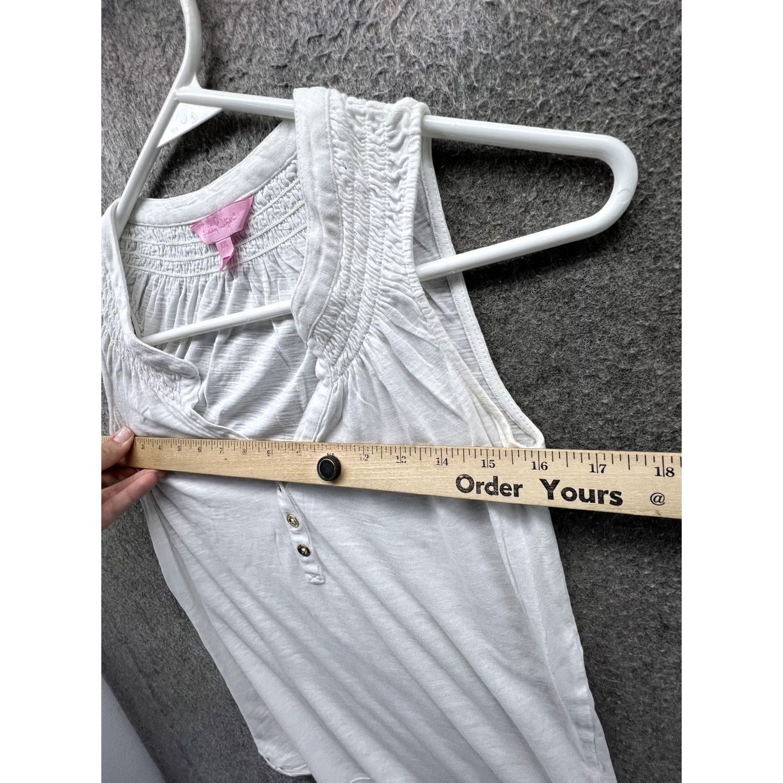 Lilly Pulitzer Lilly Pulitzer Tank Top Womens XXS White Henley Sleeveless Jersey Lightweight Size XXS / US 00 / IT 34 - 4 Thumbnail