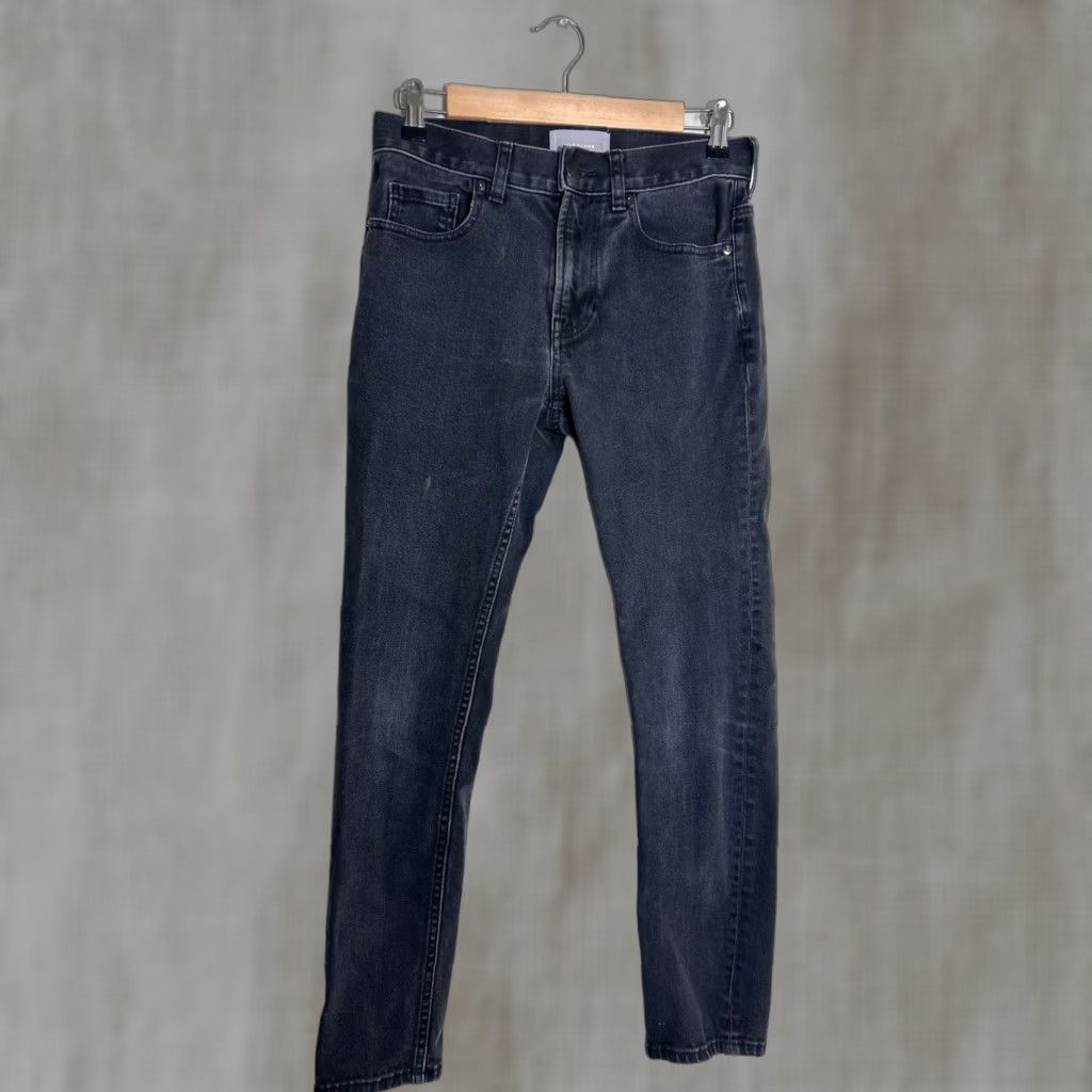 Everlane Everlane Skinny Jeans Womens Size 29 Inseam 30 Black Fade - Regular - Jeans - Women - 29 - Skinny - Black - 90s? (No, decade not provided) Size 29" - 1 Thumbnail