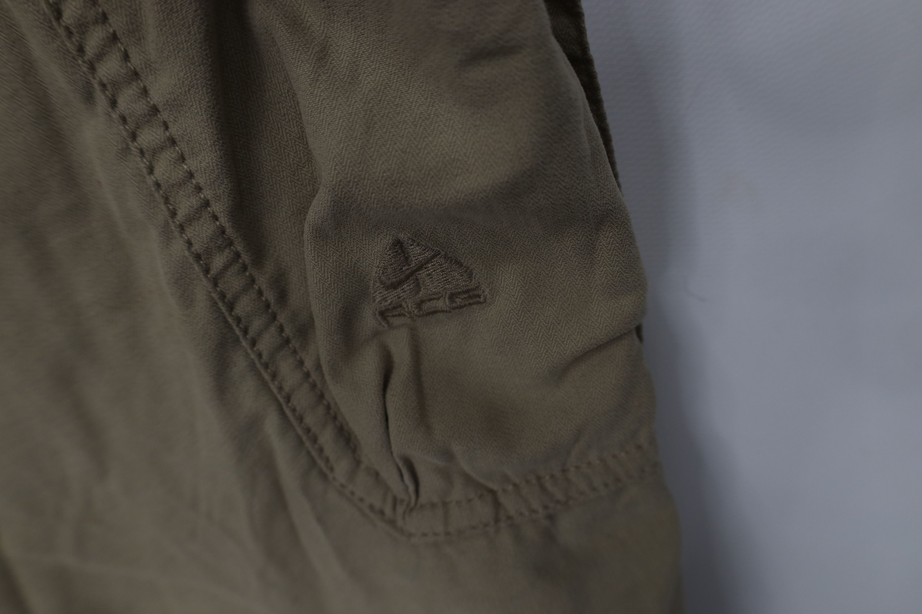 Nike Vintage Nike ACG Wide Leg Convertible Cargo Pants Shorts Size US 40 / EU 56 - 8 Thumbnail