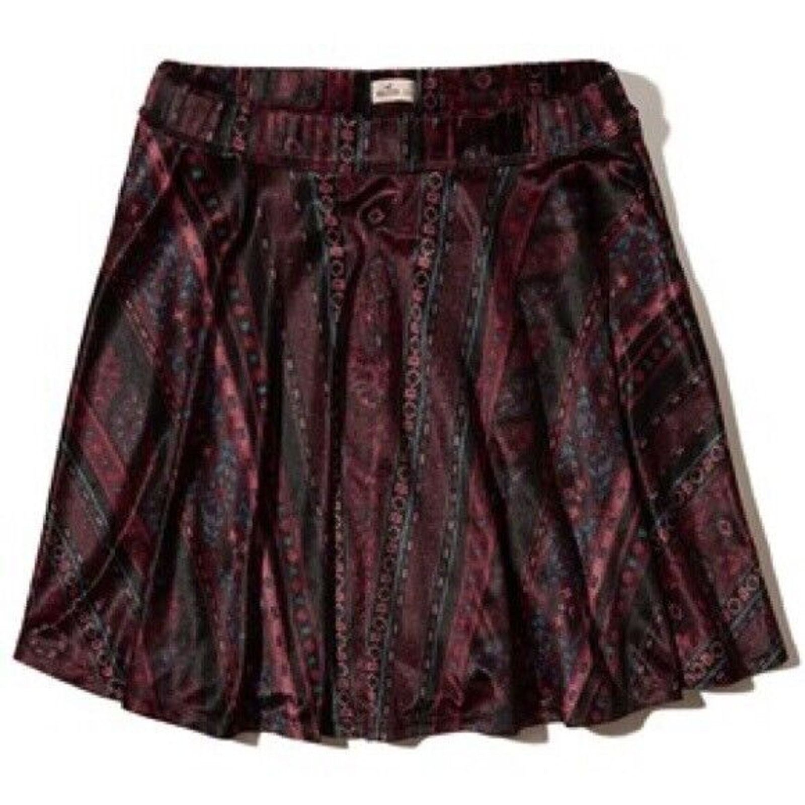 Hollister Hollister Velvet Pull On Mini Skirt Burgundy Red Womens XS Size 24" / US 00 / IT 34 - 7 Thumbnail