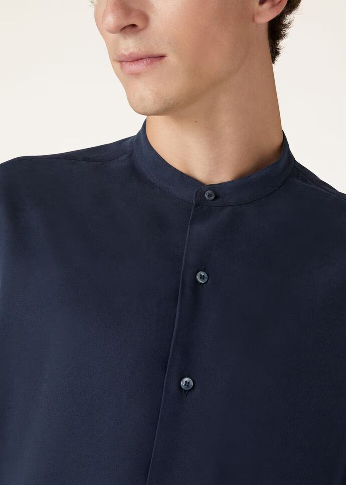 Loro Piana o1w1db10725 FAO0347 Elia Silk Shirt in Blue Size US S / EU 44-46 / 1 - 5 Thumbnail