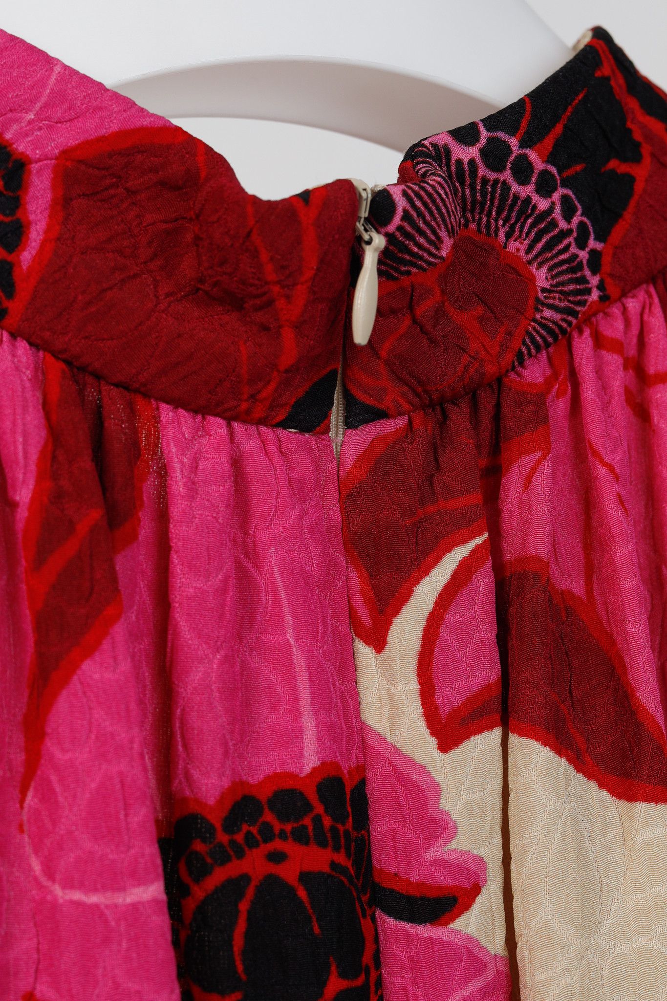 Dries Van Noten Dries Van Noten Cuzo Fuchsia Floral Halterneck Top Size S / US 4 / IT 40 - 7 Thumbnail