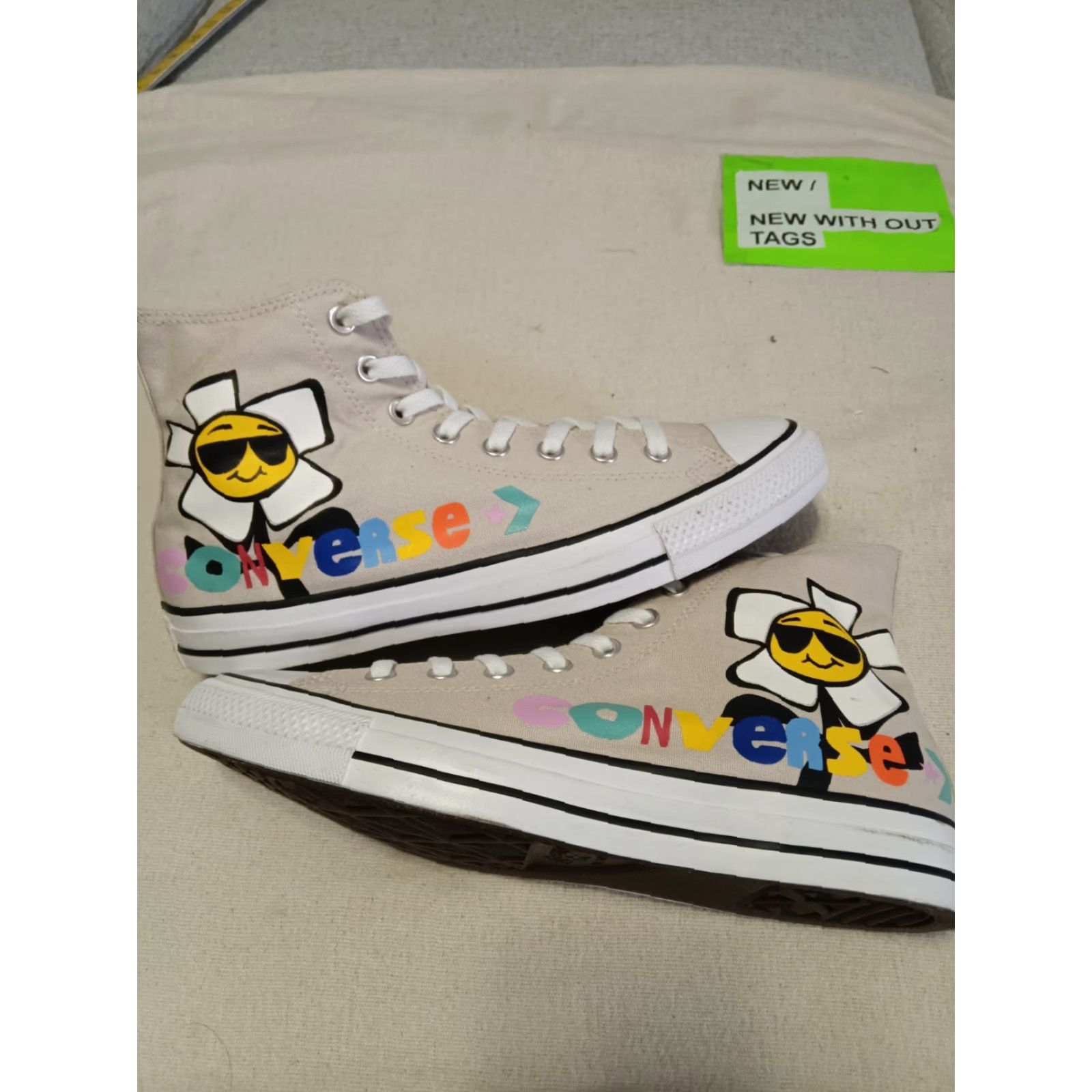 Converse Converse Chuck Taylor All Star Floral Embroidered High Top Sneakers Sample Uni 9 Size M / US 6-8 / IT 42-44 - 2 Thumbnail